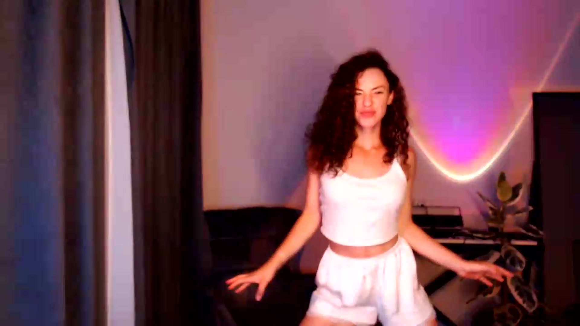Gallery image thumbnail from BeWonderful's myfreecams stream on, 09/06/2026, 21:15 image 5 of 20