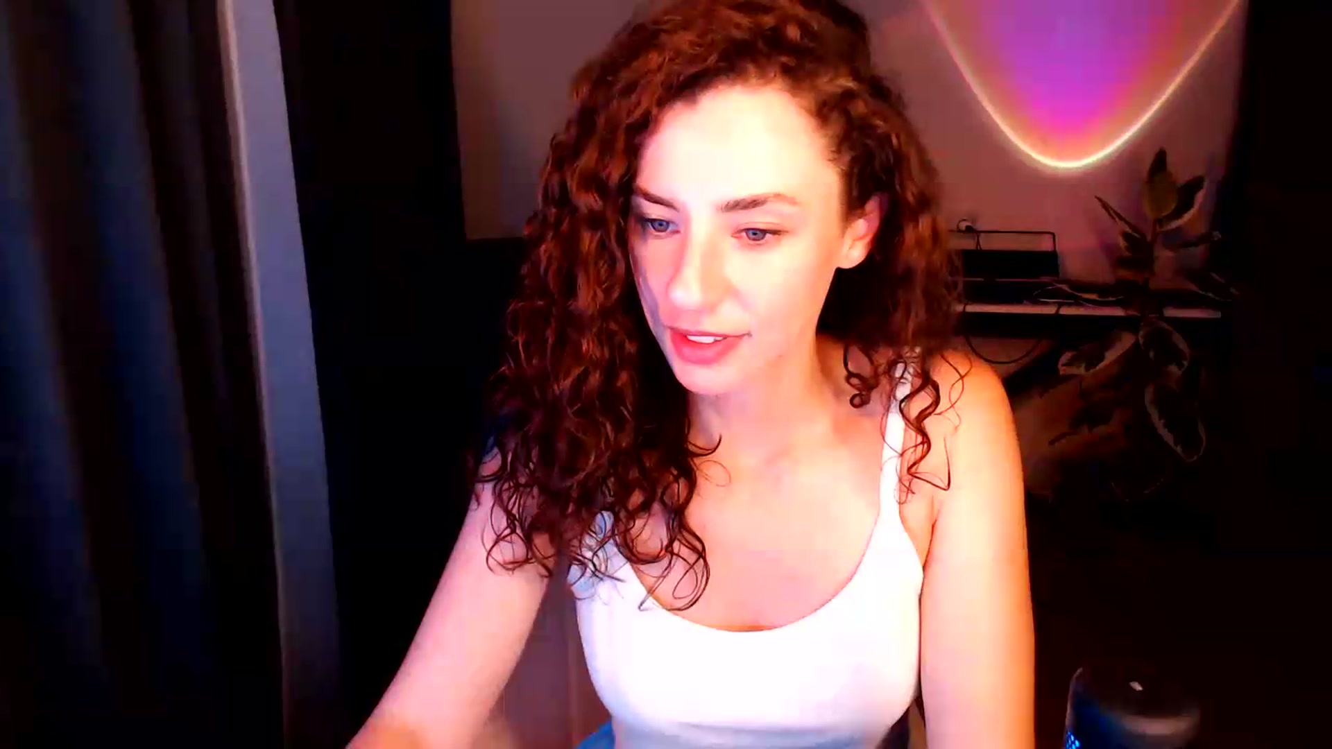 Gallery image thumbnail from BeWonderful's myfreecams stream on, 09/06/2026, 21:15 image 9 of 20