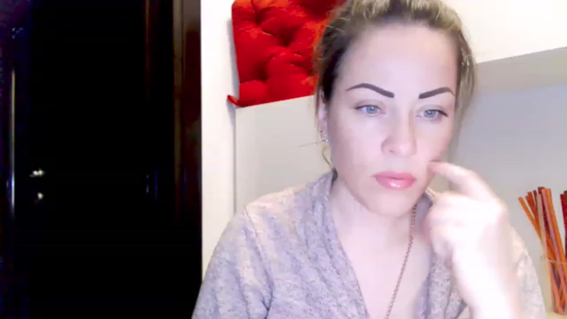 Gallery image thumbnail from BeYourself_7's myfreecams stream on, 12/02/2022, 15:14 image 3 of 20