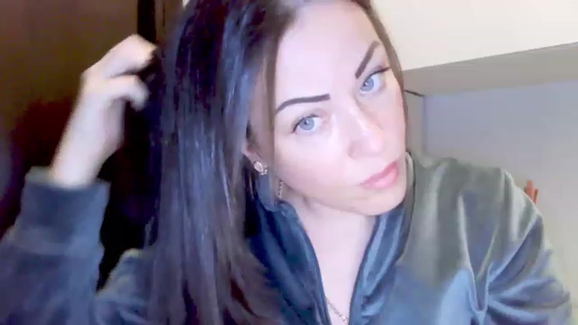 Gallery image thumbnail from BeYourself_7's myfreecams stream on, 12/12/2022, 14:21 image 14 of 20