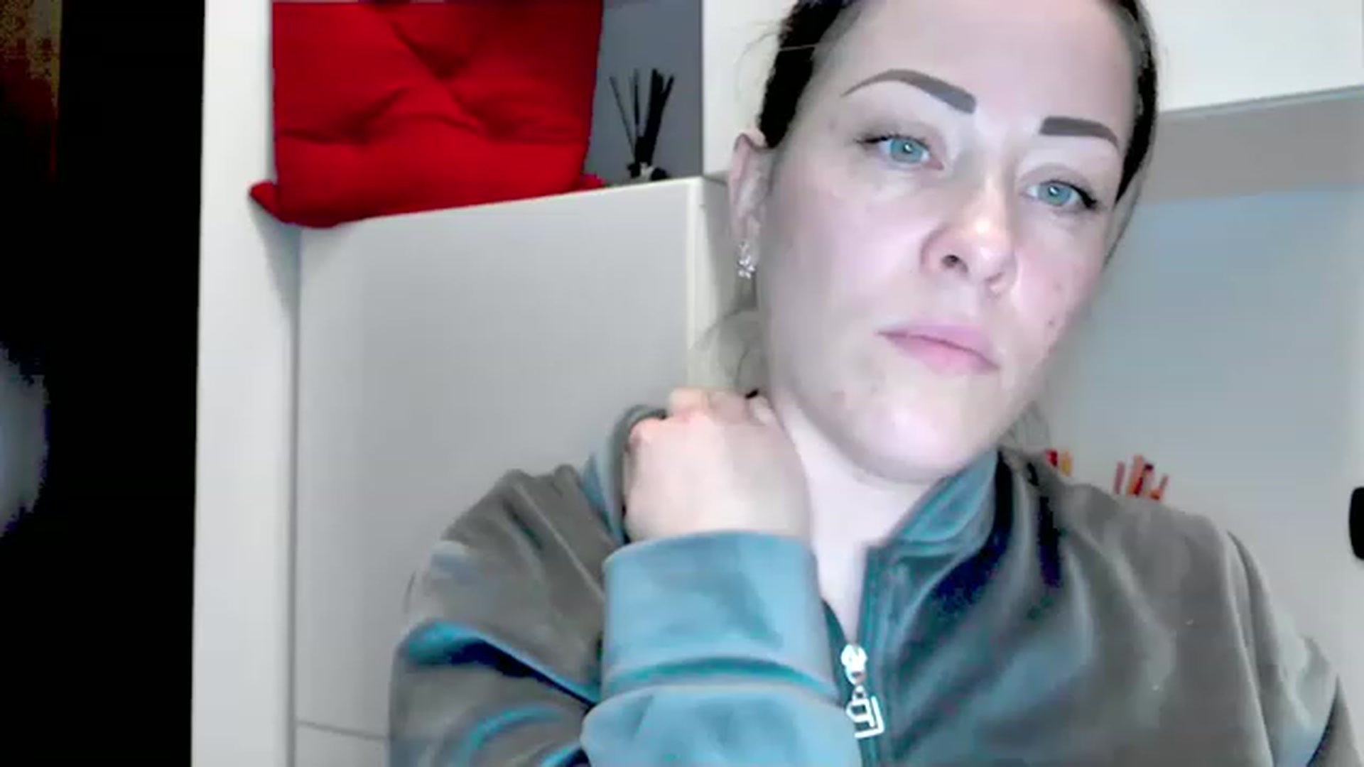 Gallery image thumbnail from BeYourself_7's myfreecams stream on, 03/10/2023, 15:12 image 17 of 20