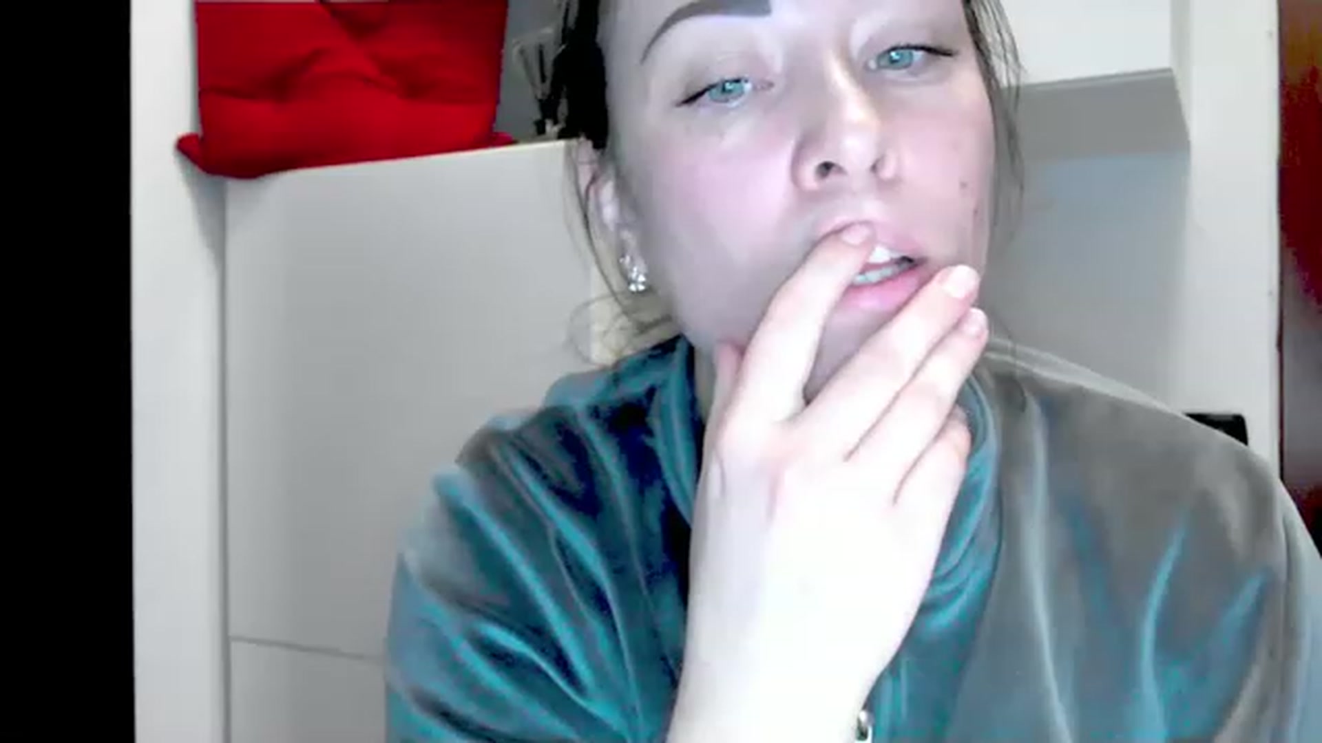 Gallery image thumbnail from BeYourself_7's myfreecams stream on, 03/10/2023, 16:08 image 15 of 20