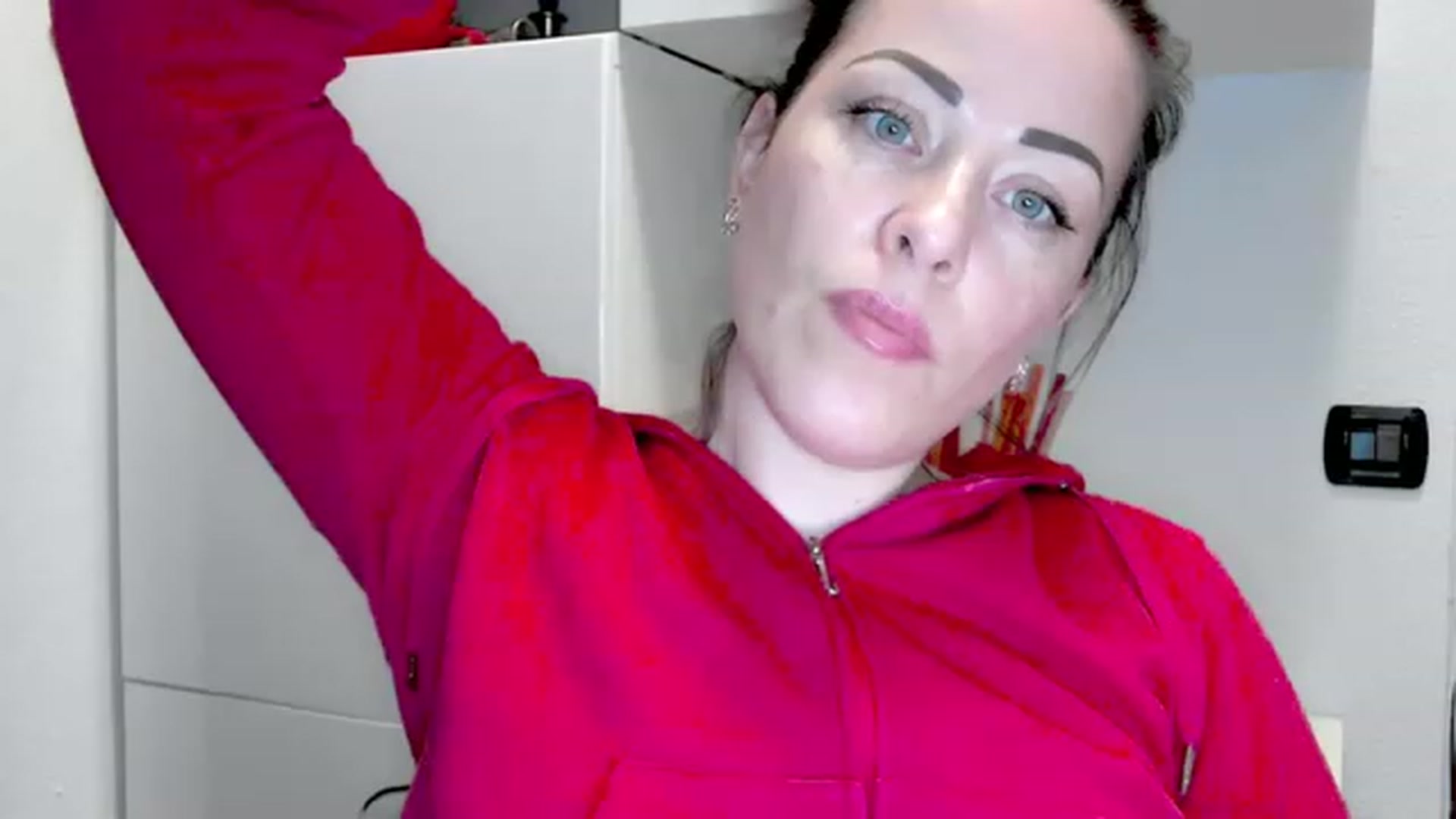 Gallery image thumbnail from BeYourself_7's myfreecams stream on, 03/21/2023, 15:14 image 5 of 20