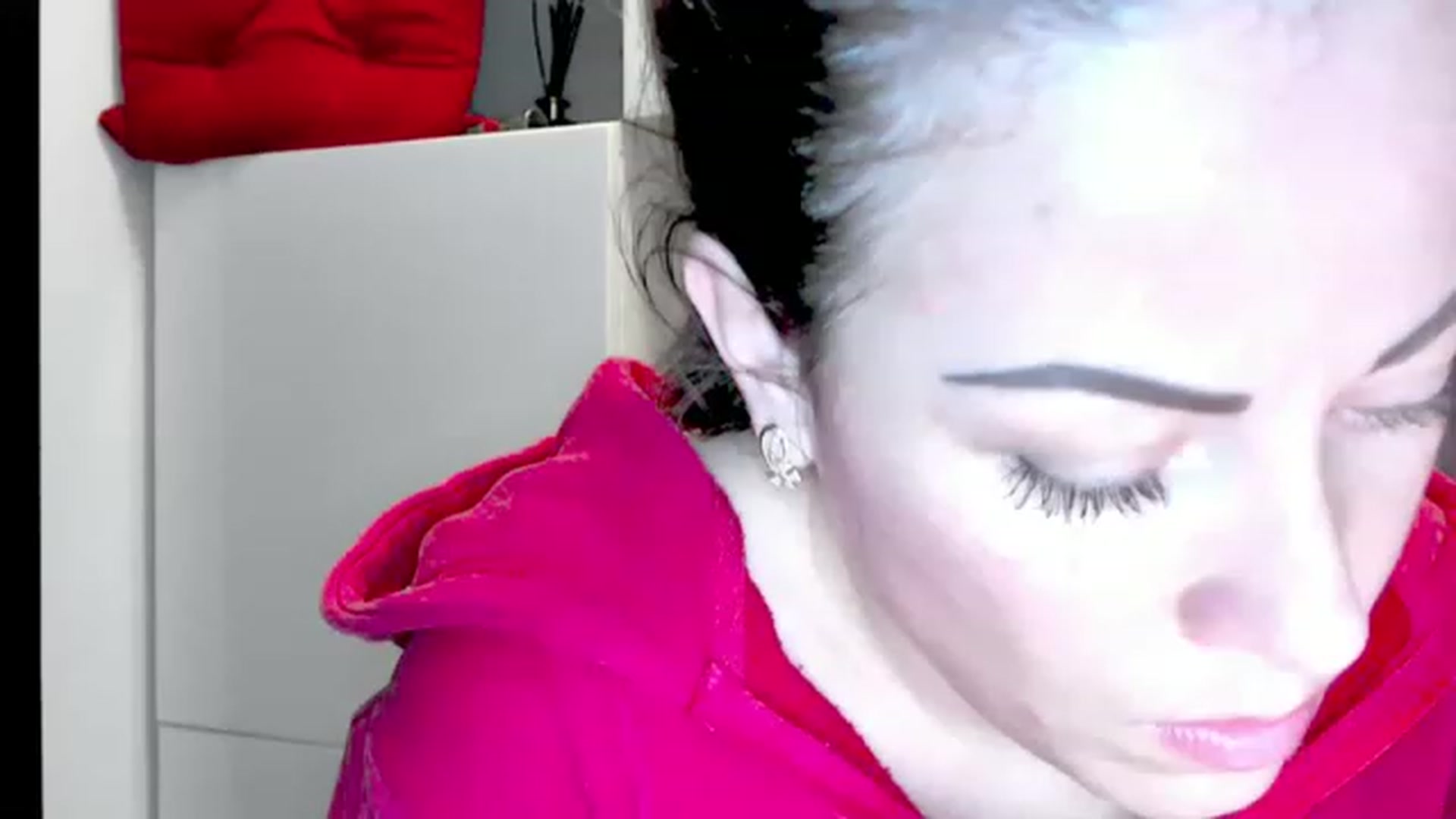 Gallery image thumbnail from BeYourself_7's myfreecams stream on, 03/21/2023, 15:28 image 18 of 20