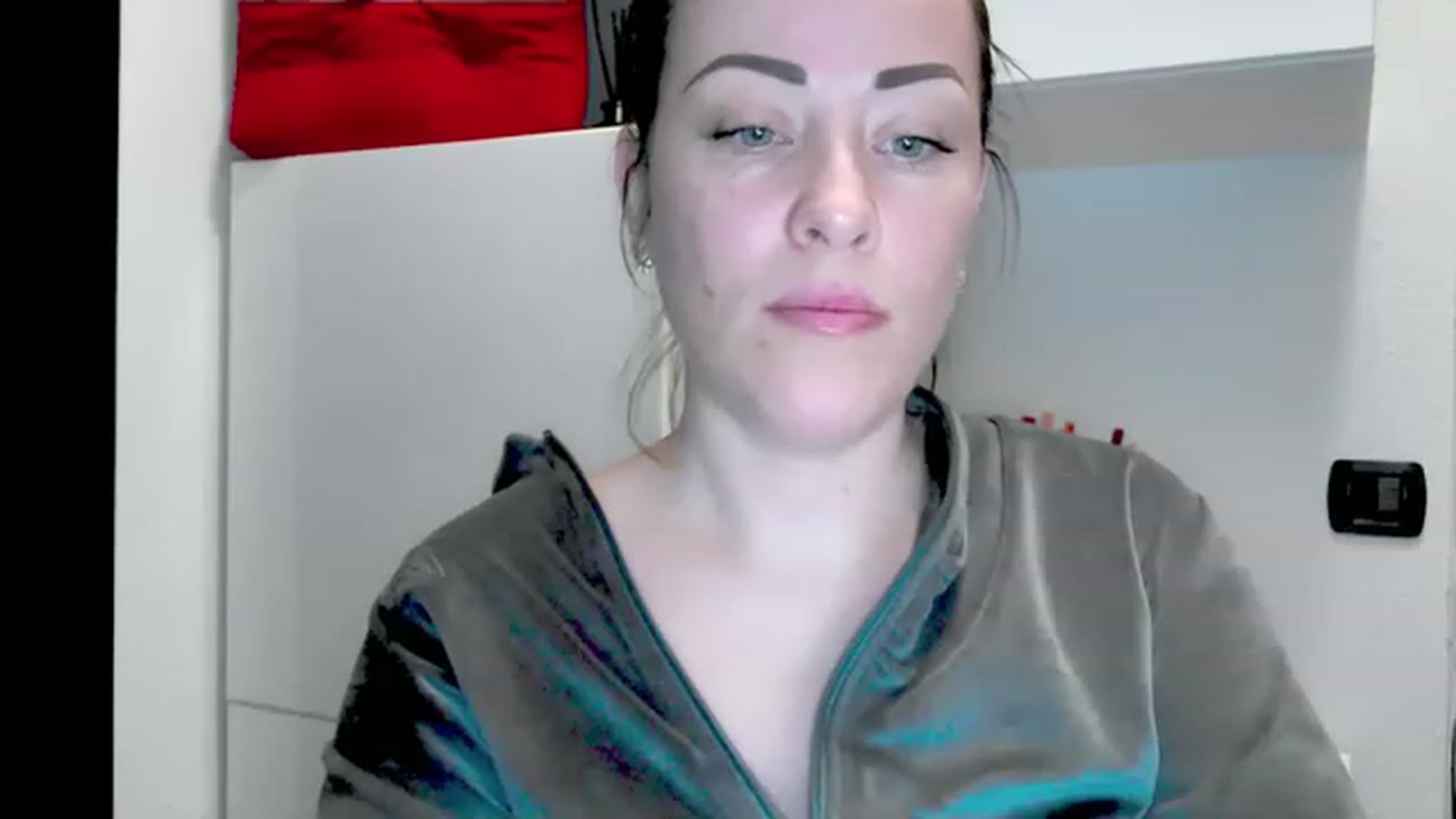 Gallery image thumbnail from BeYourself_7's myfreecams stream on, 03/31/2023, 14:37 image 15 of 20