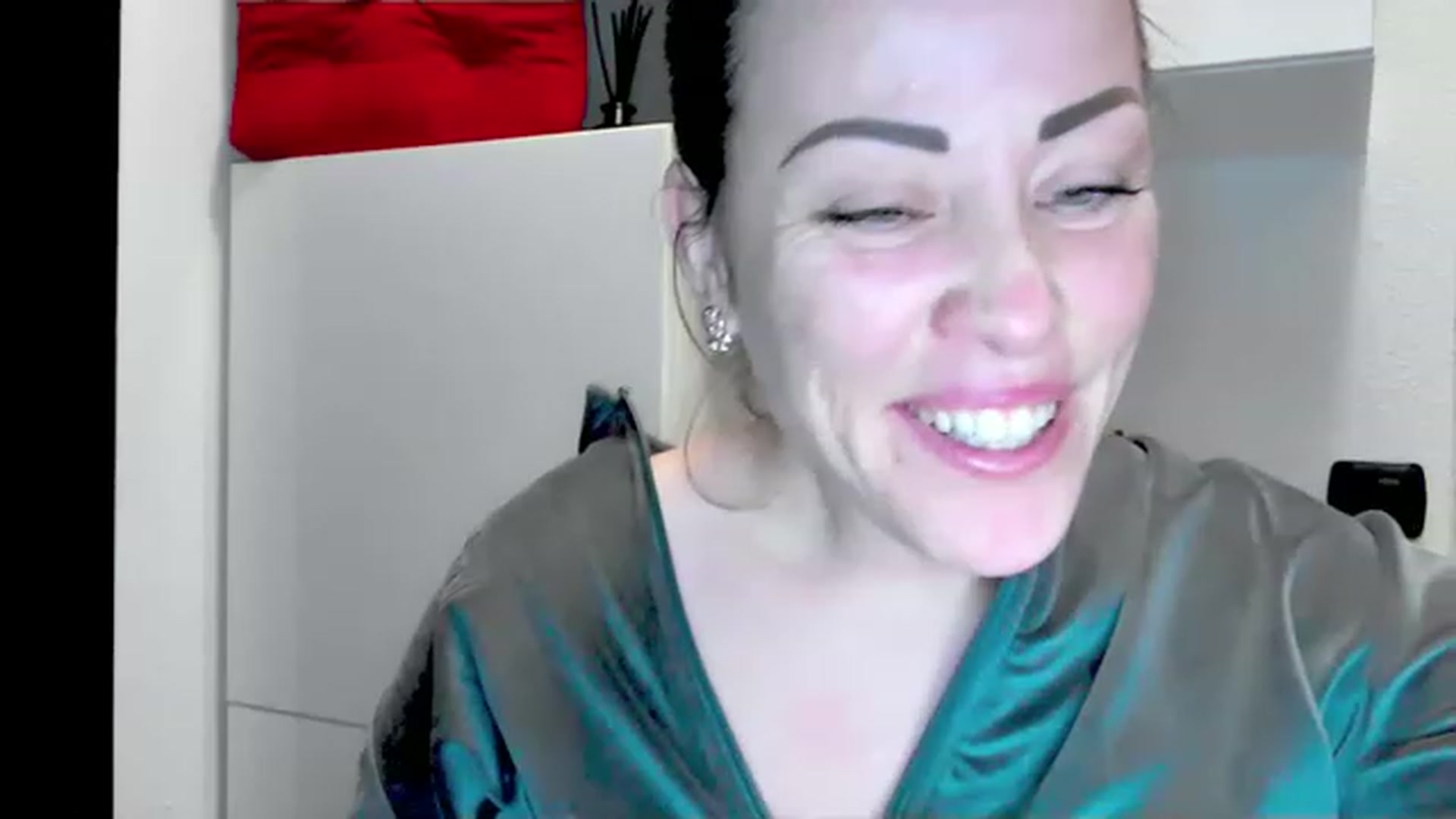 Gallery image thumbnail from BeYourself_7's myfreecams stream on, 03/31/2023, 14:37 image 14 of 20