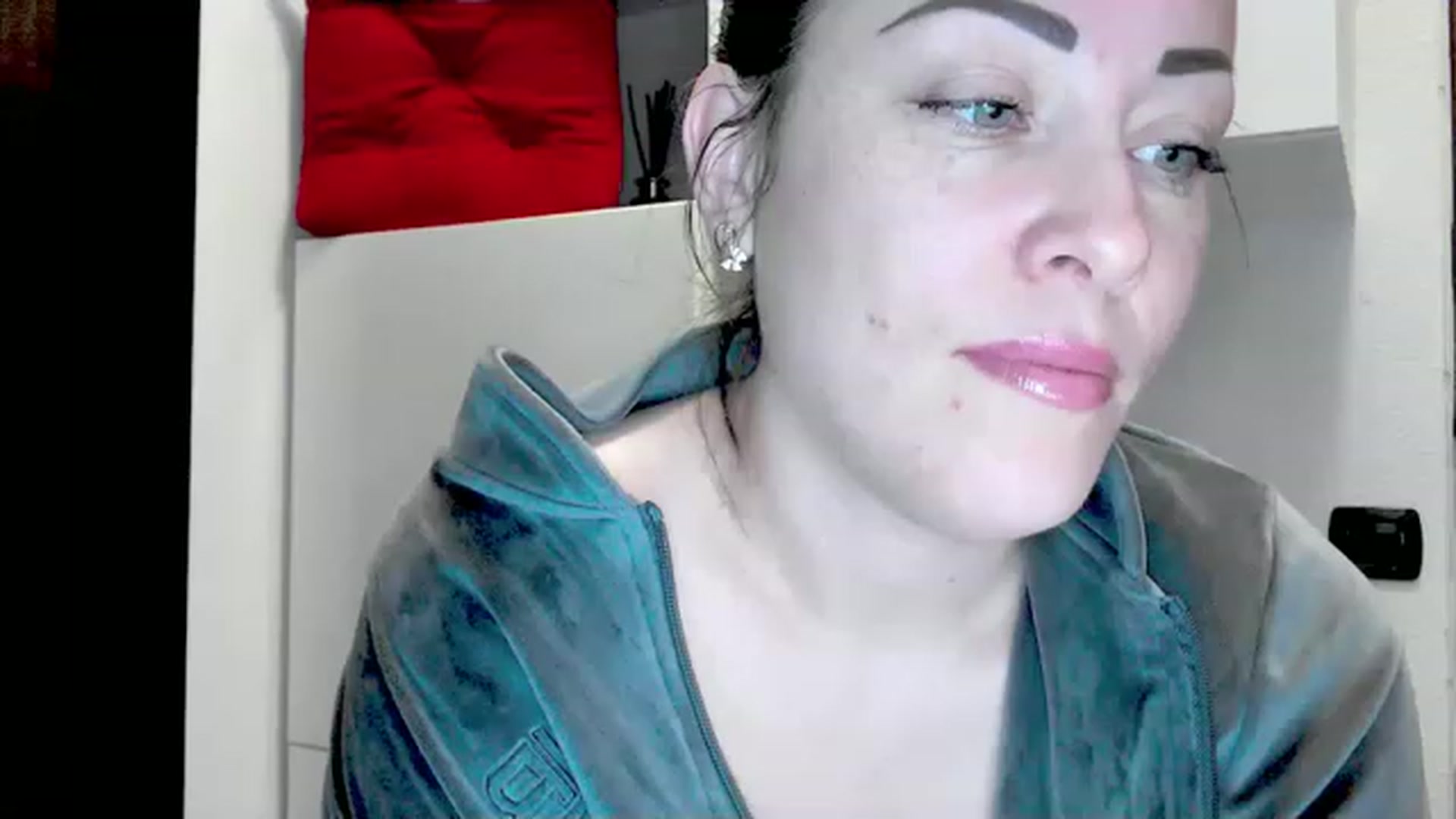 Gallery image thumbnail from BeYourself_7's myfreecams stream on, 03/31/2023, 14:37 image 7 of 20
