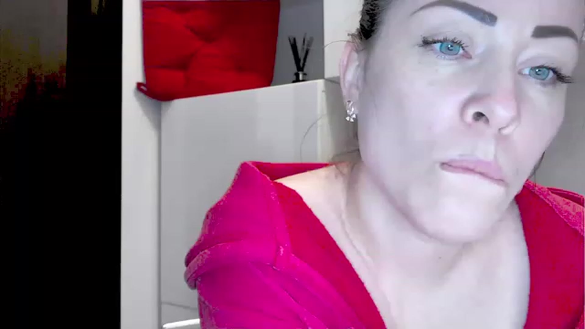 Gallery image thumbnail from BeYourself_7's myfreecams stream on, 05/03/2023, 15:09 image 15 of 20