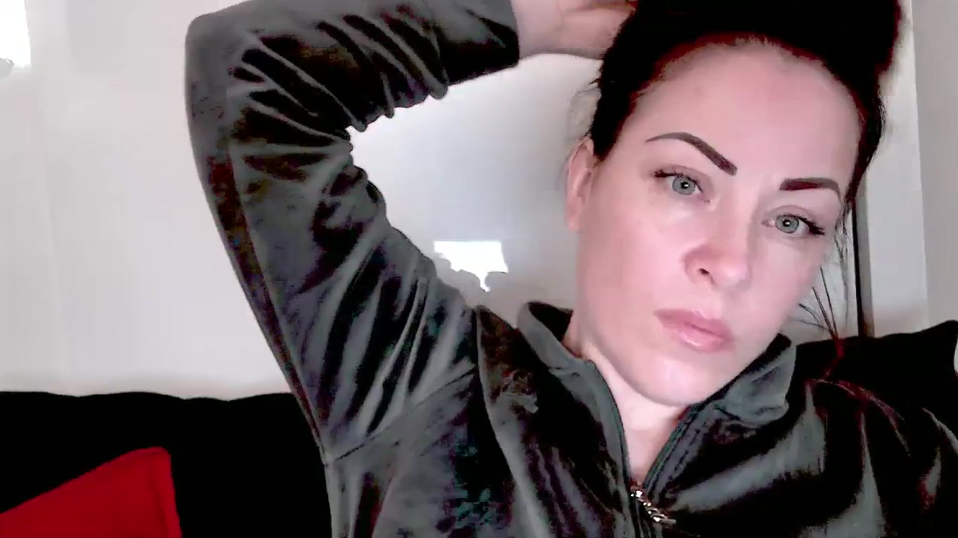 Gallery image thumbnail from BeYourself_7's myfreecams stream on, 11/16/2023, 15:22 image 17 of 20