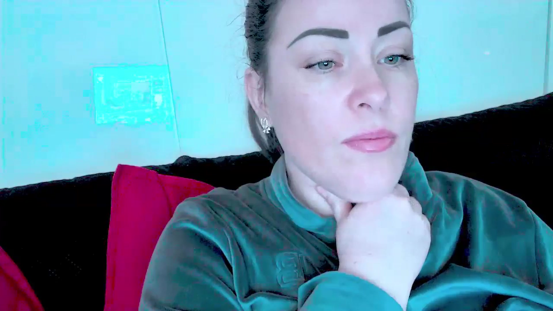 Gallery image thumbnail from BeYourself_7's myfreecams stream on, 12/08/2023, 14:39 image 14 of 20