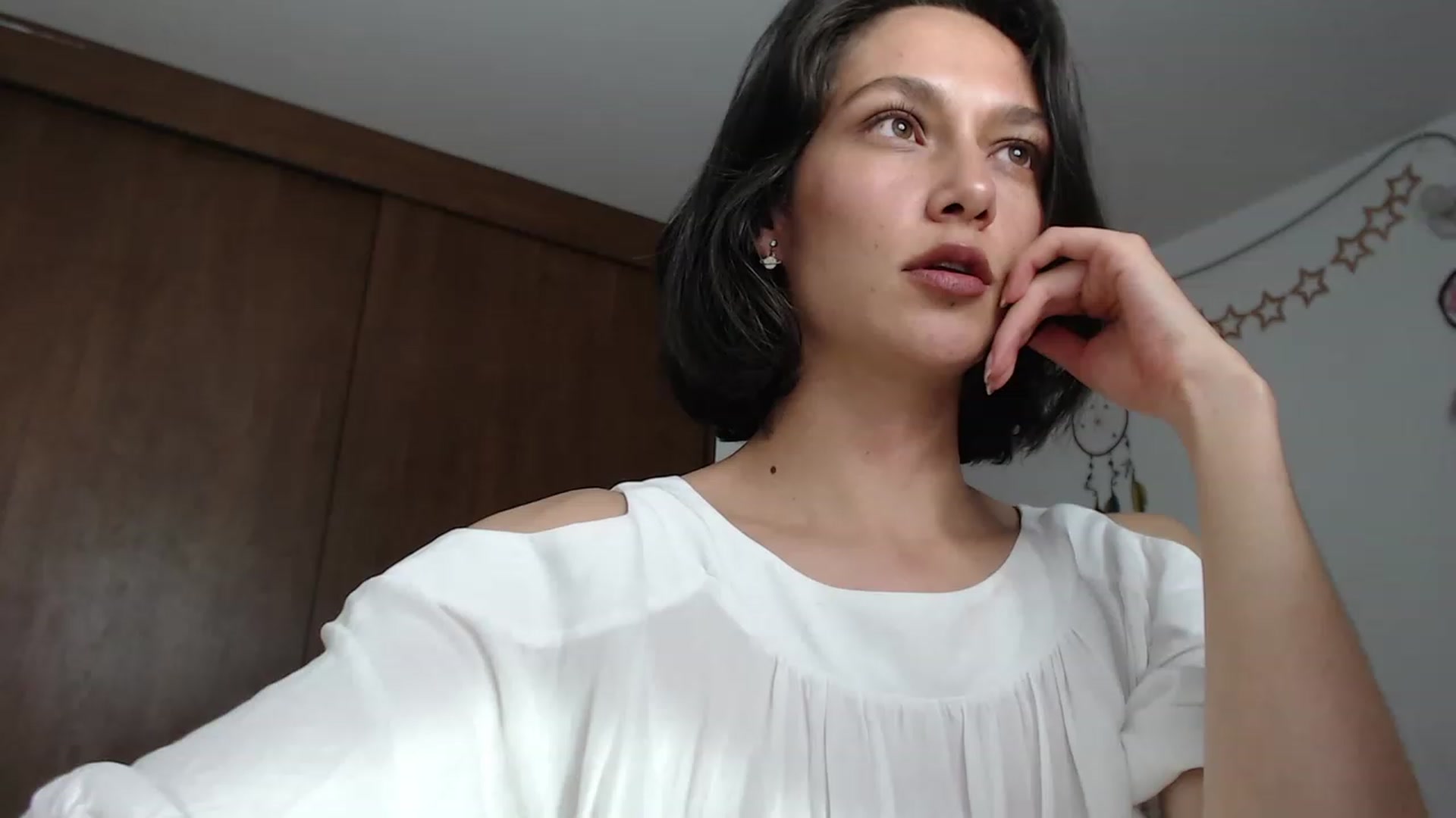 Gallery image thumbnail from Be__Licious's myfreecams stream on, 11/27/2022, 04:00 image 7 of 20