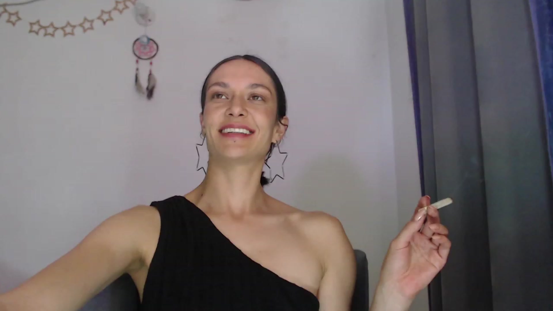 Gallery image thumbnail from Be__Licious's myfreecams stream on, 01/26/2023, 03:10 image 11 of 20