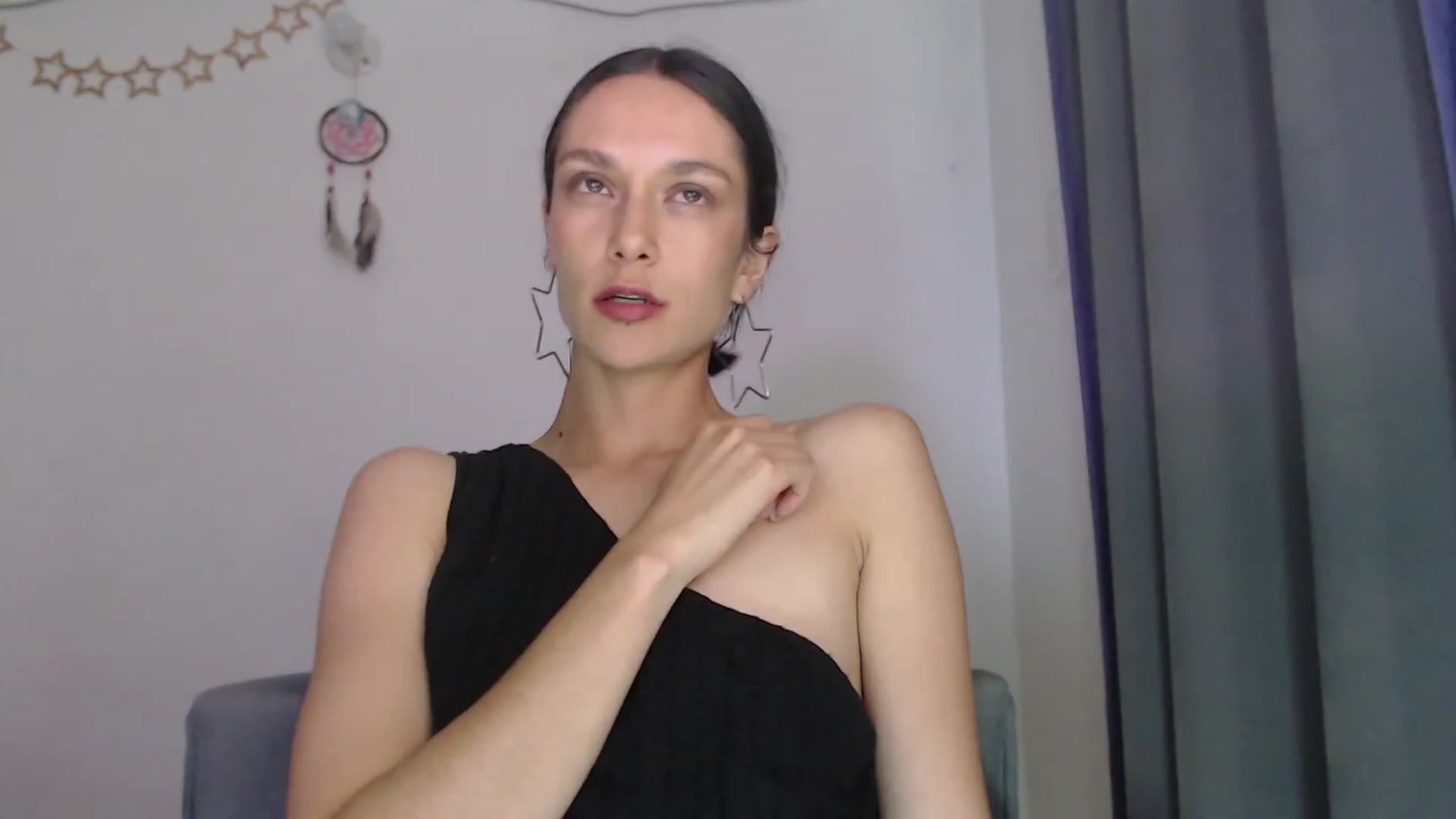 Gallery image thumbnail from Be__Licious's myfreecams stream on, 01/26/2023, 03:10 image 18 of 20