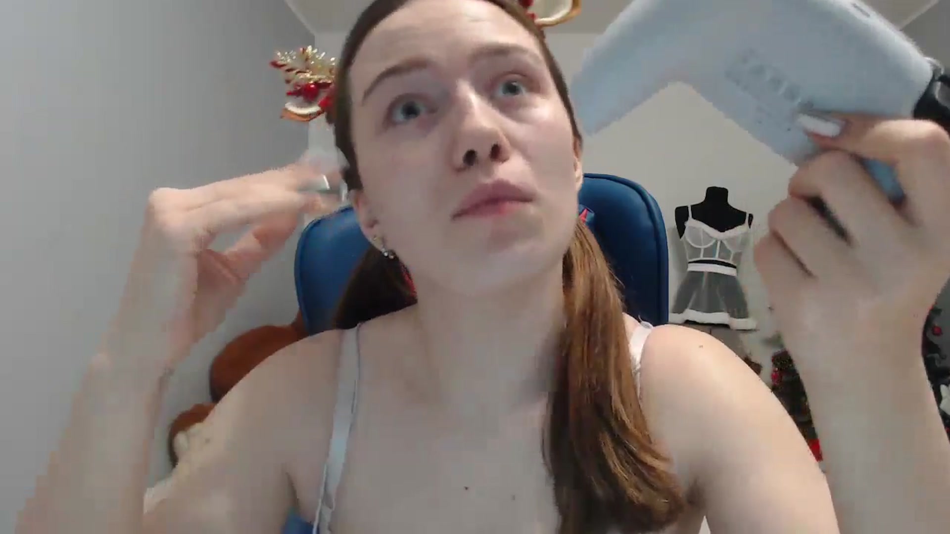 Gallery image thumbnail from Be_beauty's myfreecams stream on, 12/25/2024, 21:04 image 11 of 20