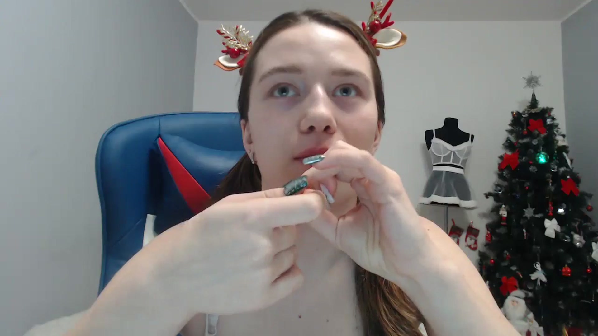 Gallery image thumbnail from Be_beauty's myfreecams stream on, 12/25/2024, 21:04 image 9 of 20