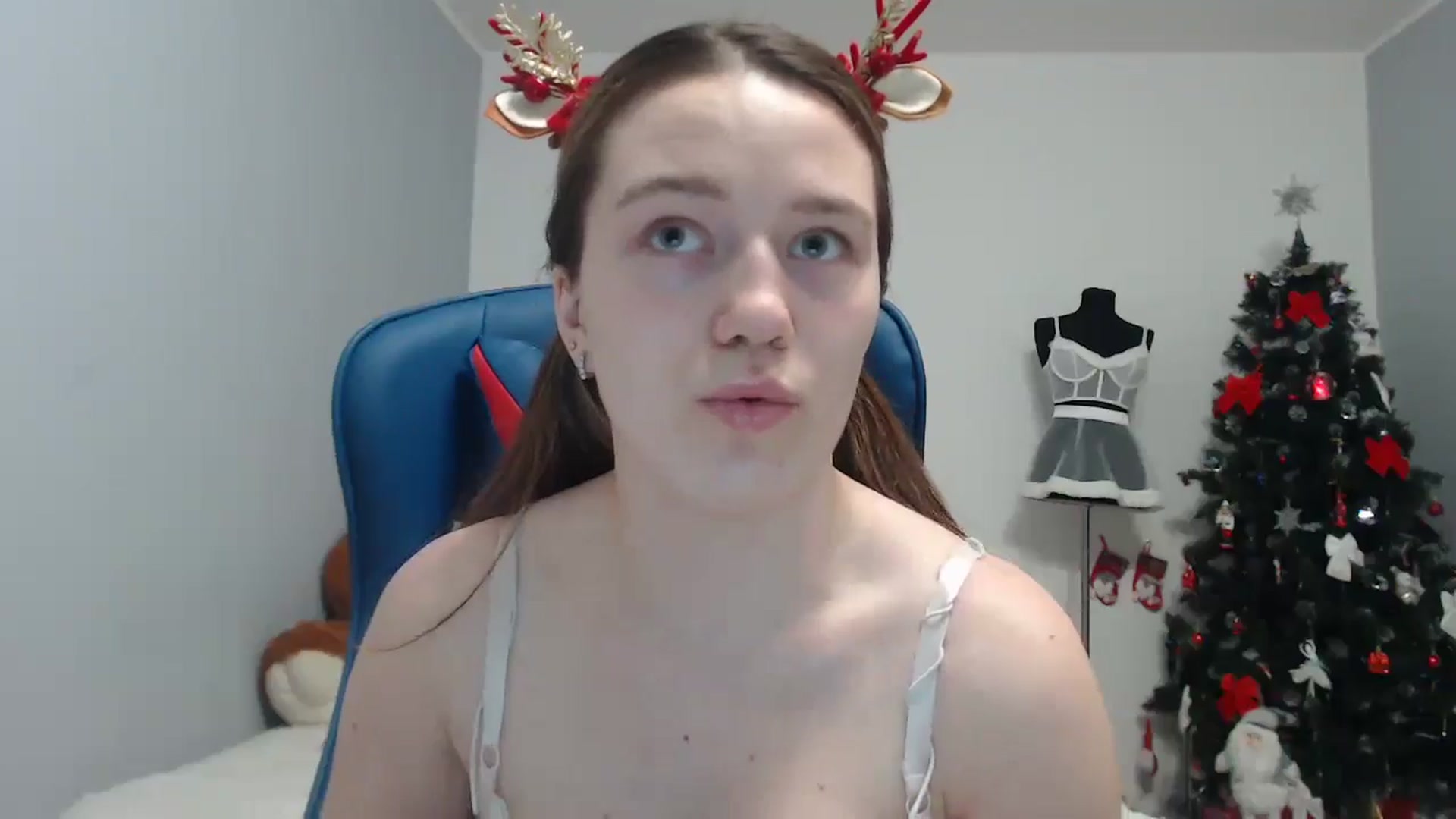 Gallery image thumbnail from Be_beauty's myfreecams stream on, 12/25/2024, 21:04 image 8 of 20