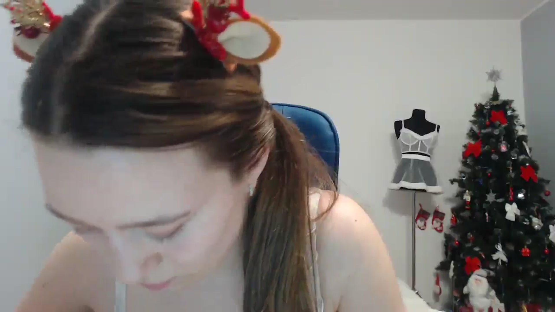 Gallery image thumbnail from Be_beauty's myfreecams stream on, 12/25/2024, 21:04 image 18 of 20