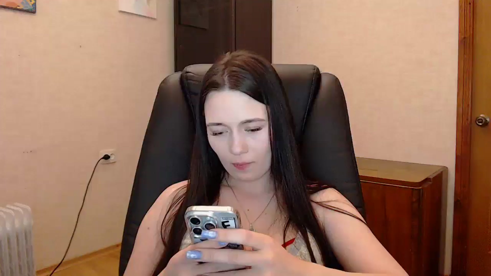 Gallery image thumbnail from Be_beauty's myfreecams stream on, 04/25/2026, 21:49 image 4 of 20