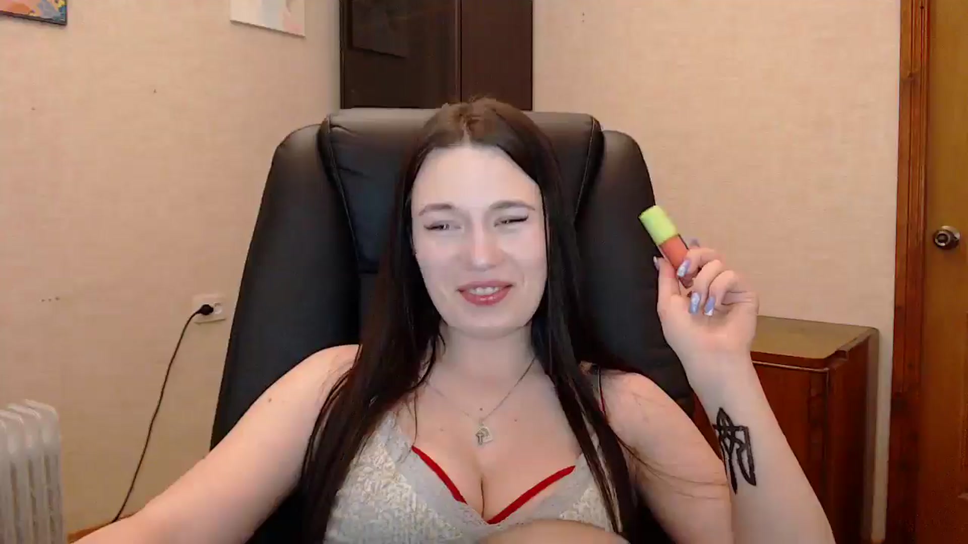 Gallery image thumbnail from Be_beauty's myfreecams stream on, 04/25/2026, 21:49 image 8 of 20