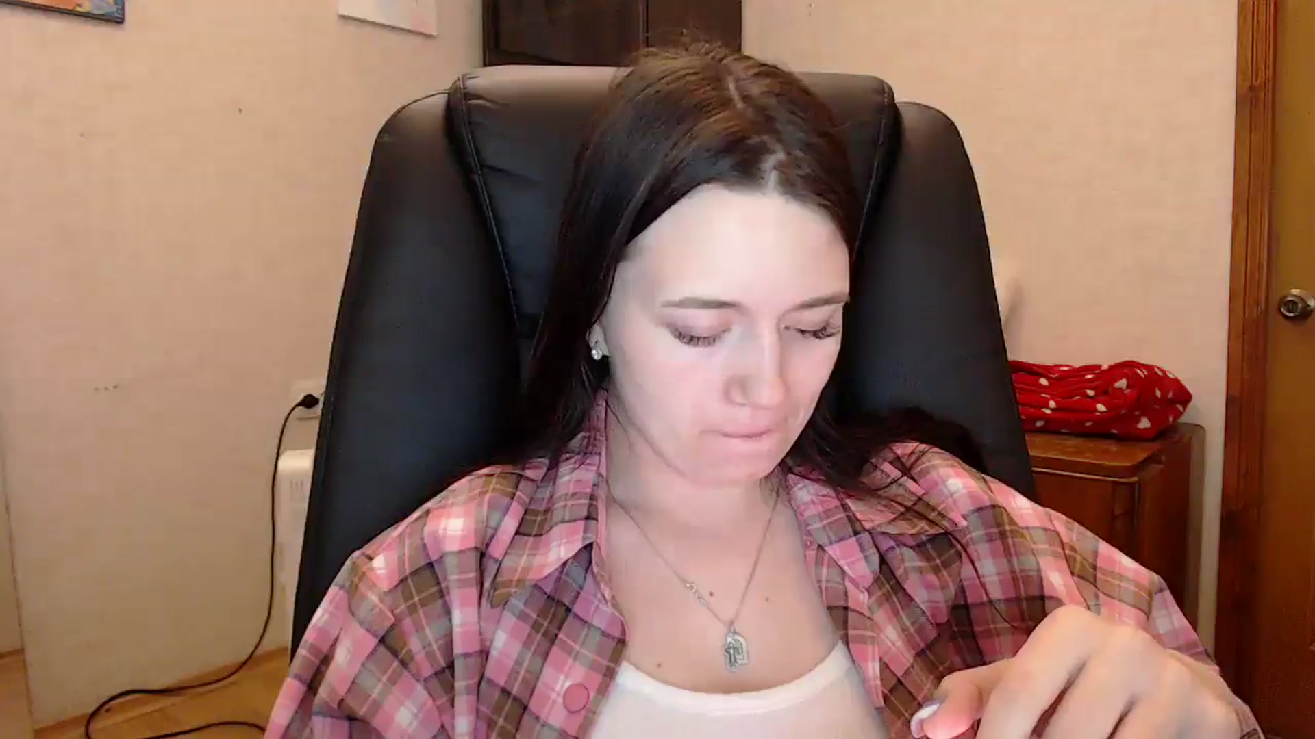 Gallery image thumbnail from Be_beauty's myfreecams stream on, 04/26/2026, 21:49 image 4 of 20
