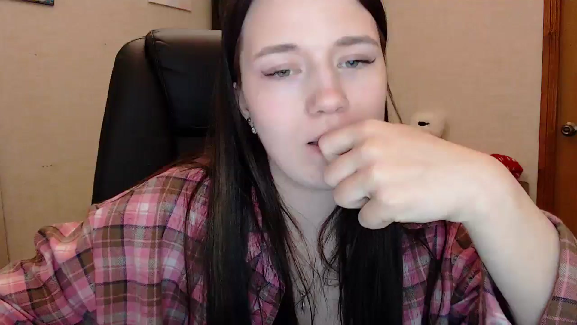 Gallery image thumbnail from Be_beauty's myfreecams stream on, 04/26/2026, 21:49 image 8 of 20