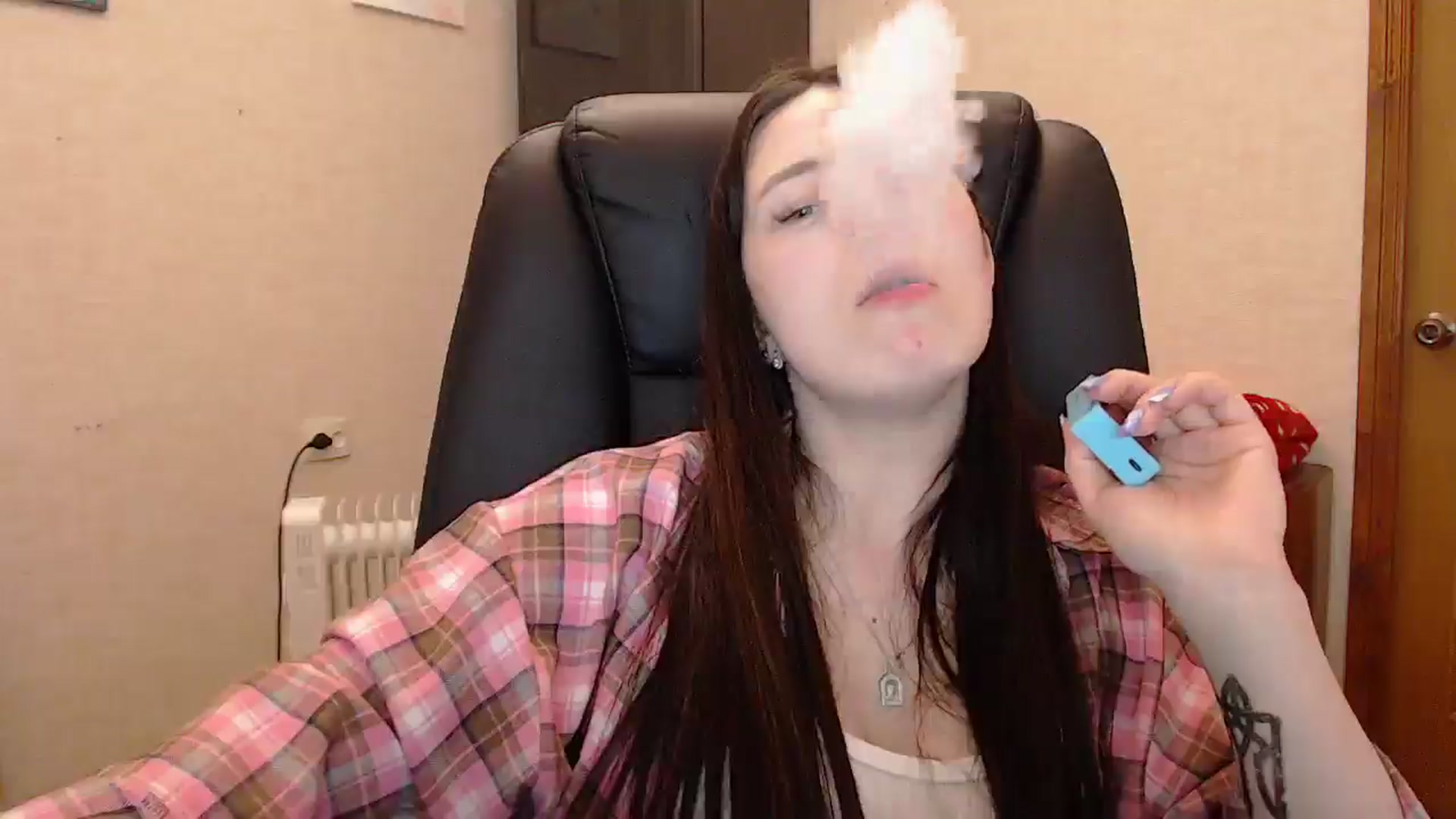 Gallery image thumbnail from Be_beauty's myfreecams stream on, 04/26/2026, 23:06 image 4 of 20