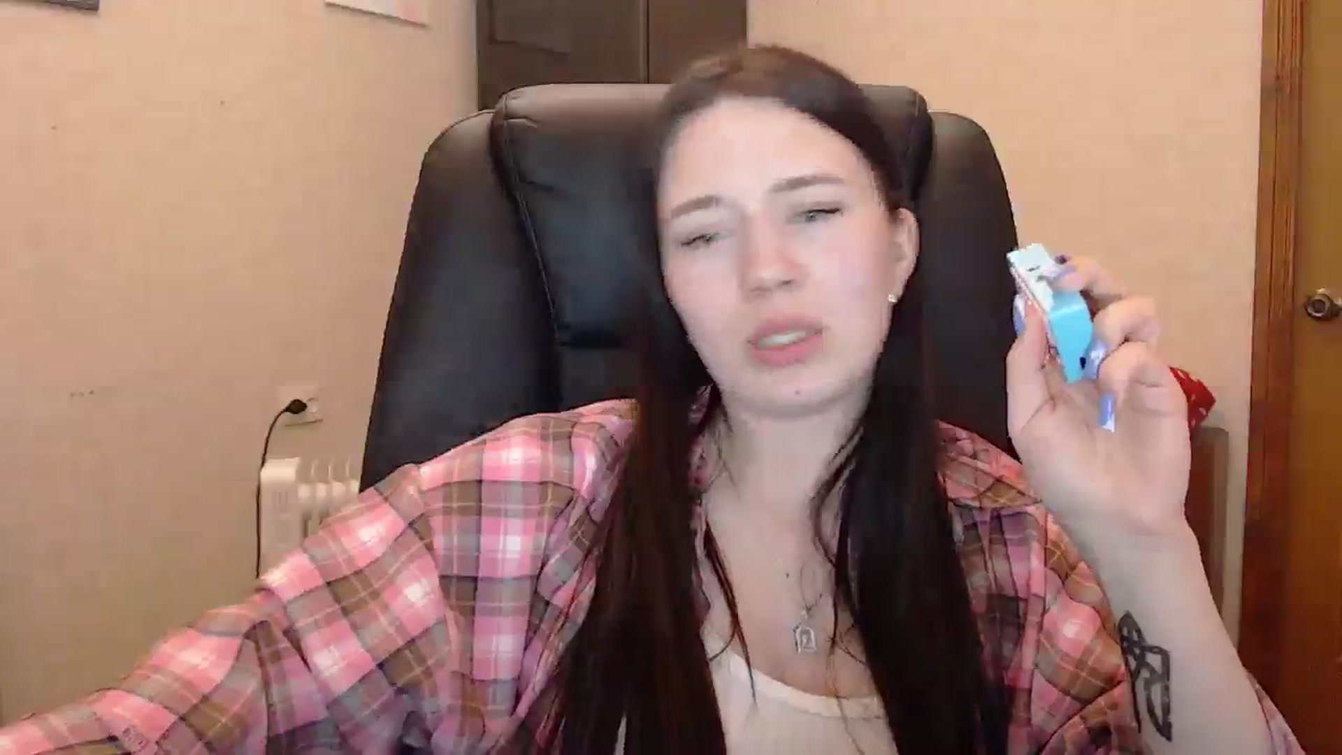Gallery image thumbnail from Be_beauty's myfreecams stream on, 04/26/2026, 23:06 image 3 of 20