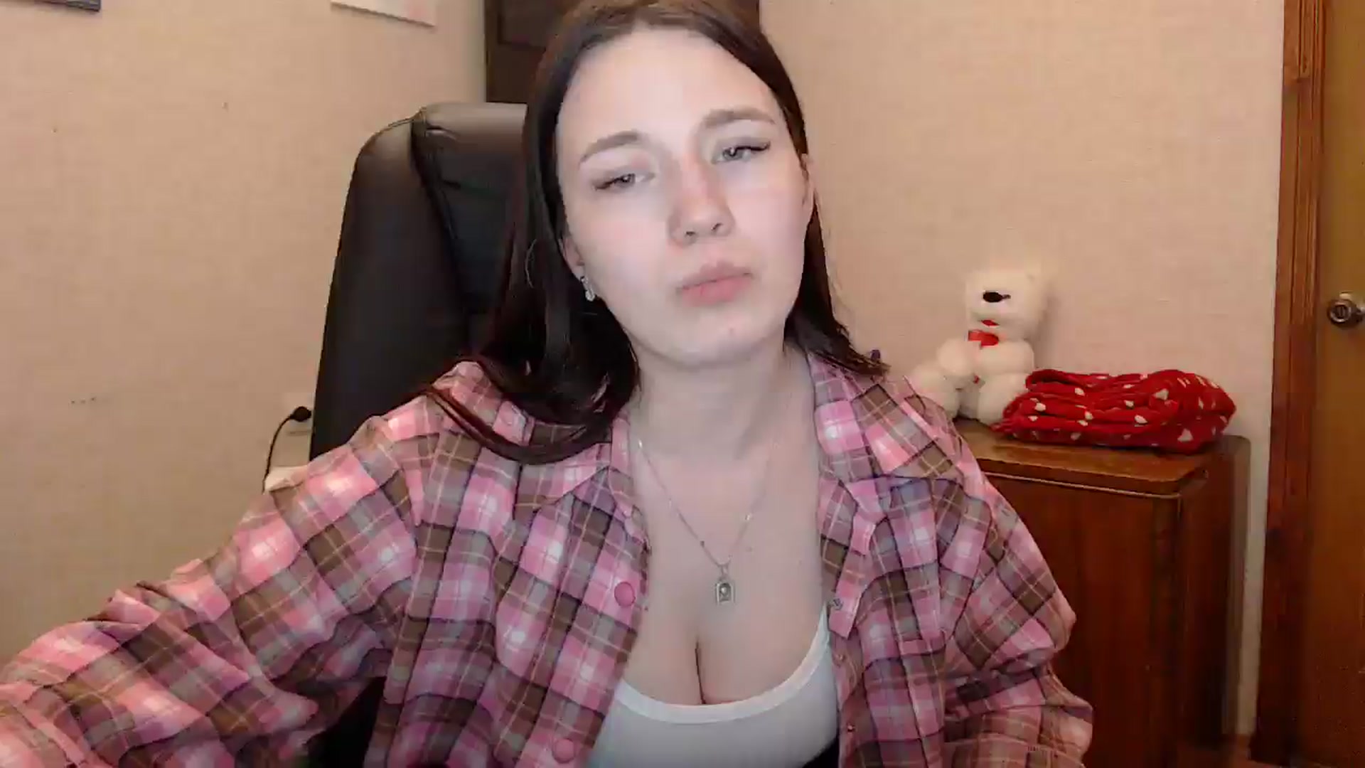 Gallery image thumbnail from Be_beauty's myfreecams stream on, 04/26/2026, 23:06 image 11 of 20