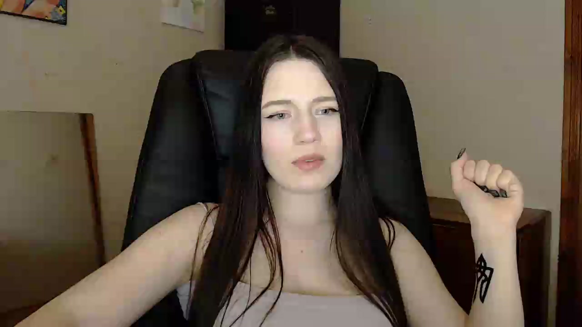 Gallery image thumbnail from Be_beauty's myfreecams stream on, 05/03/2026, 20:21 image 1 of 20