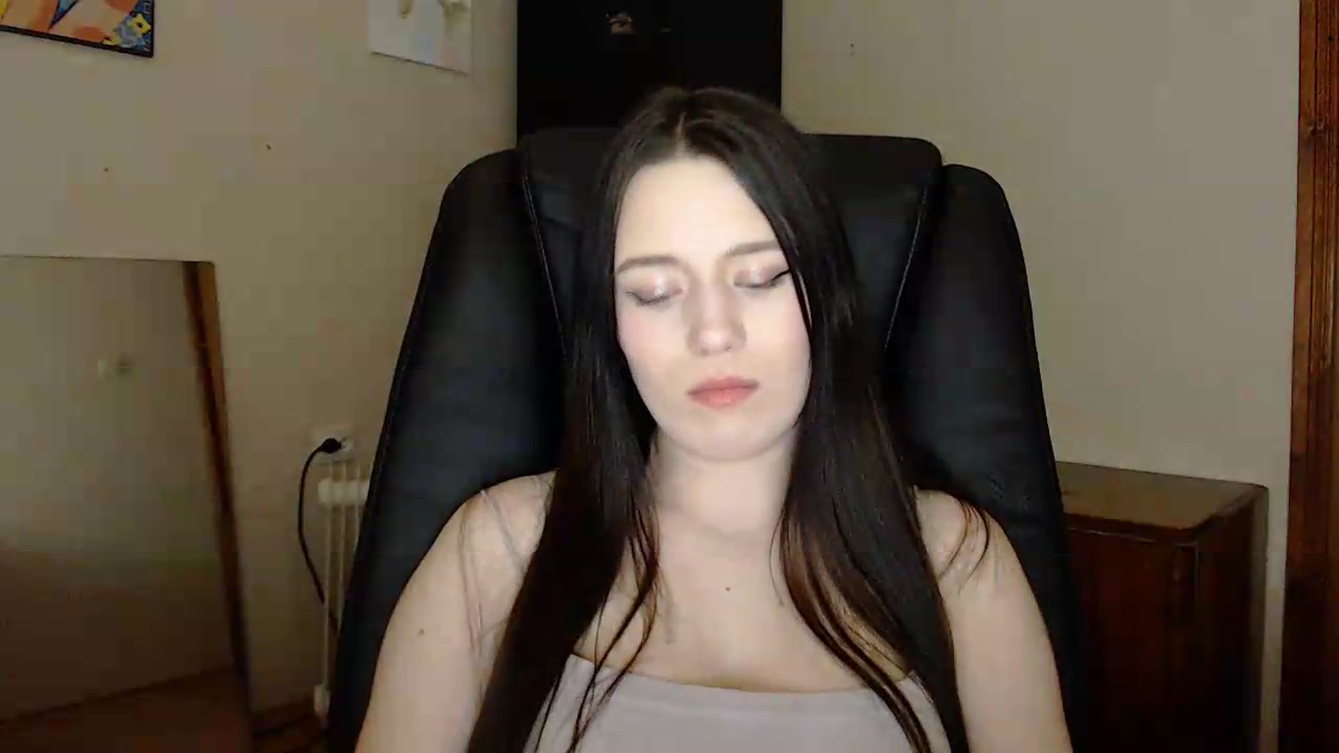 Gallery image thumbnail from Be_beauty's myfreecams stream on, 05/03/2026, 20:21 image 2 of 20