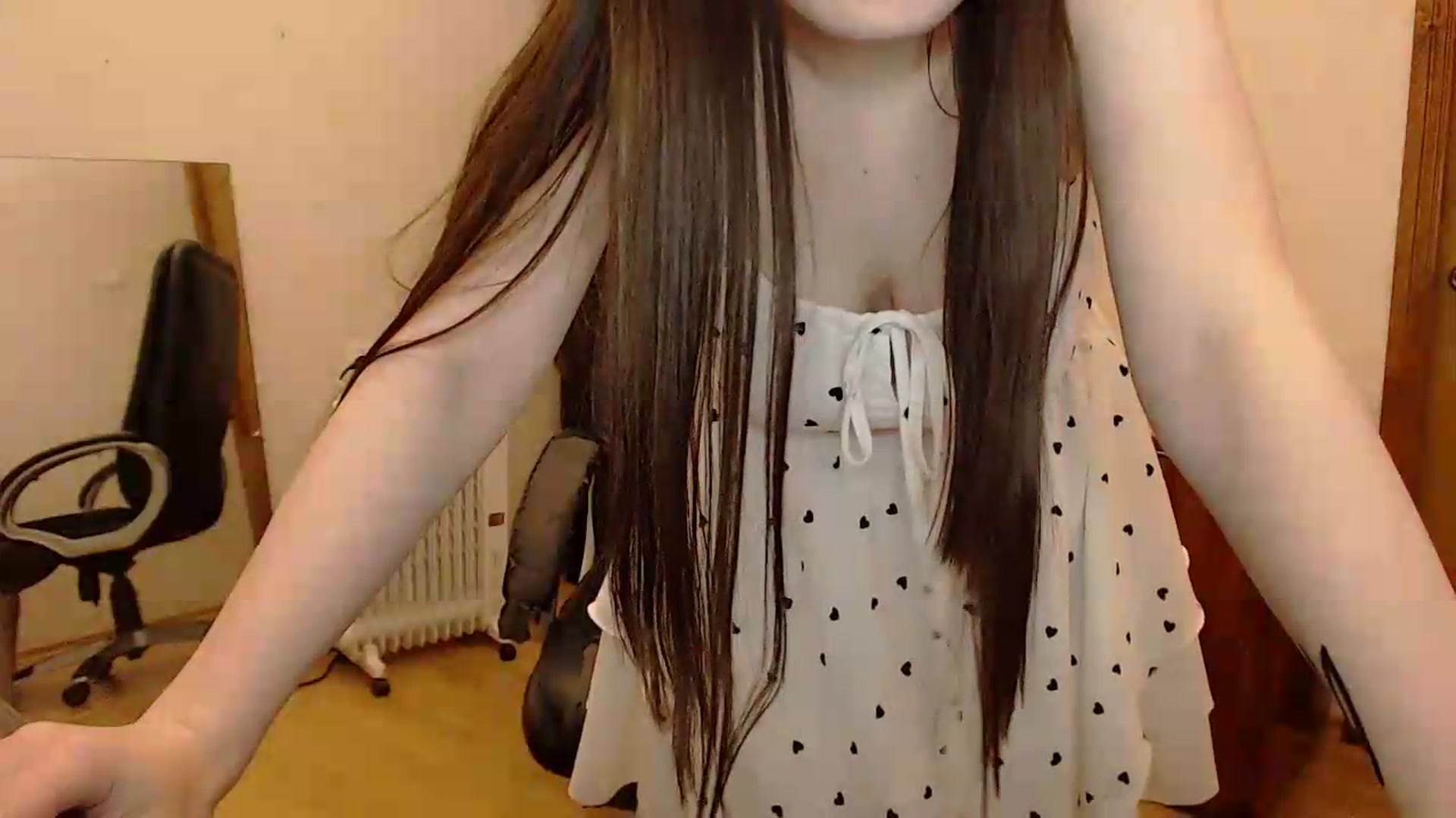 Gallery image thumbnail from Be_beauty's myfreecams stream on, 05/08/2026, 20:36 image 17 of 20
