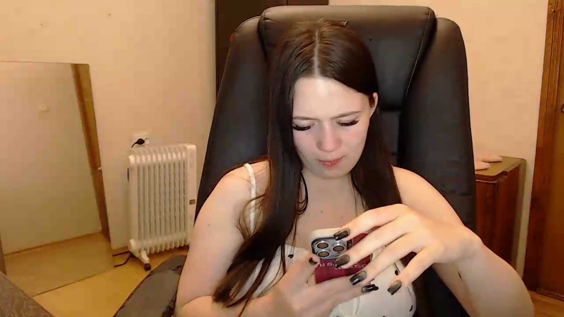 Gallery image thumbnail from Be_beauty's myfreecams stream on, 05/08/2026, 20:36 image 19 of 20
