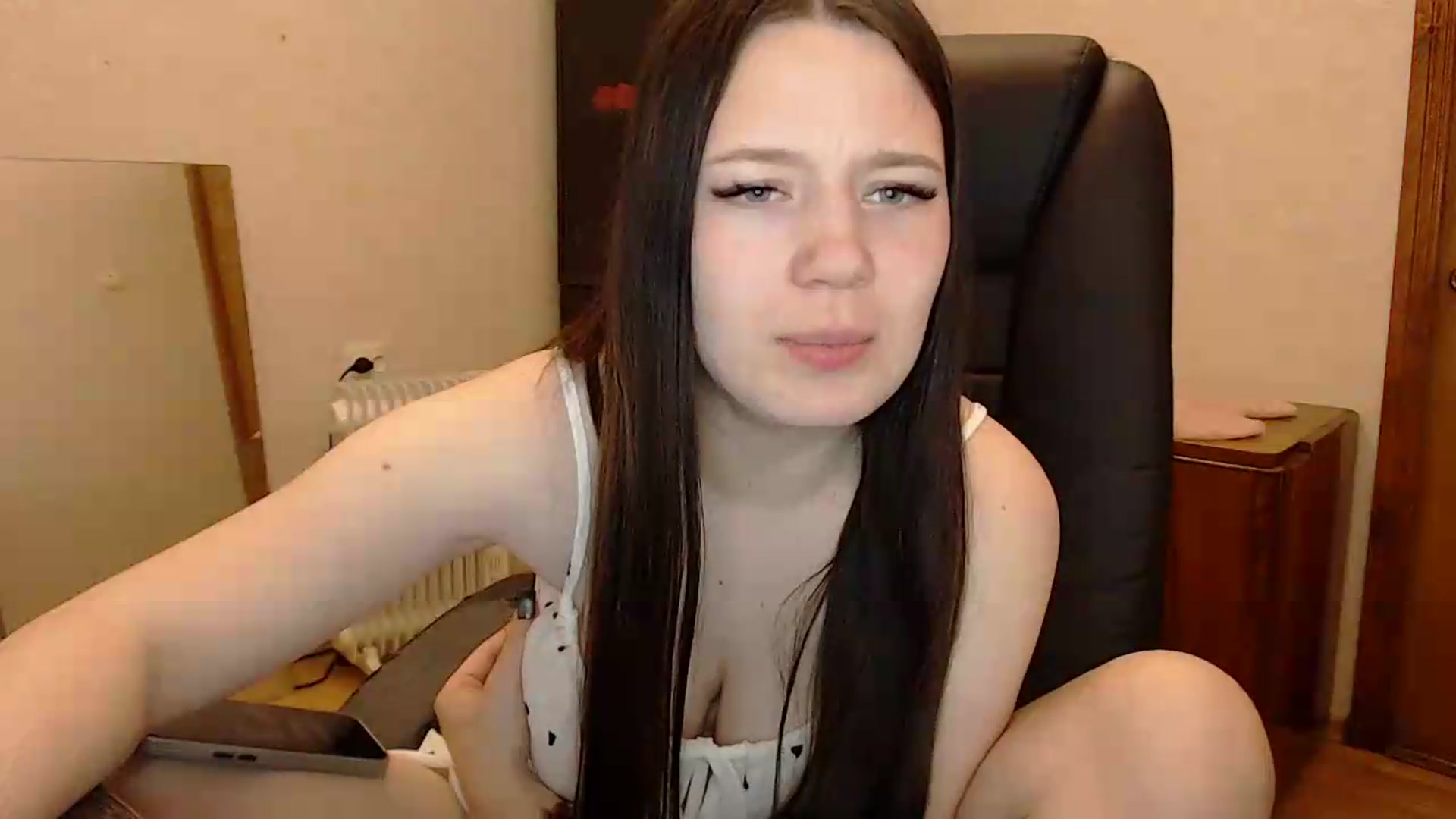 Gallery image thumbnail from Be_beauty's myfreecams stream on, 05/08/2026, 20:36 image 13 of 20