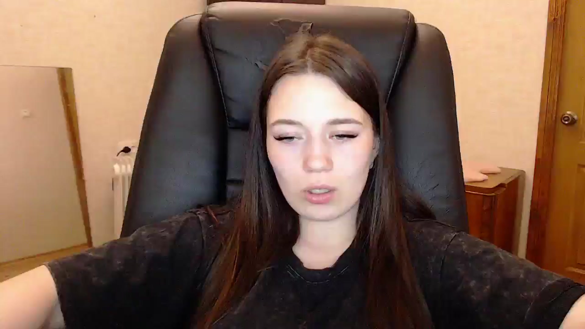 Gallery image thumbnail from Be_beauty's myfreecams stream on, 05/10/2026, 21:23 image 19 of 20