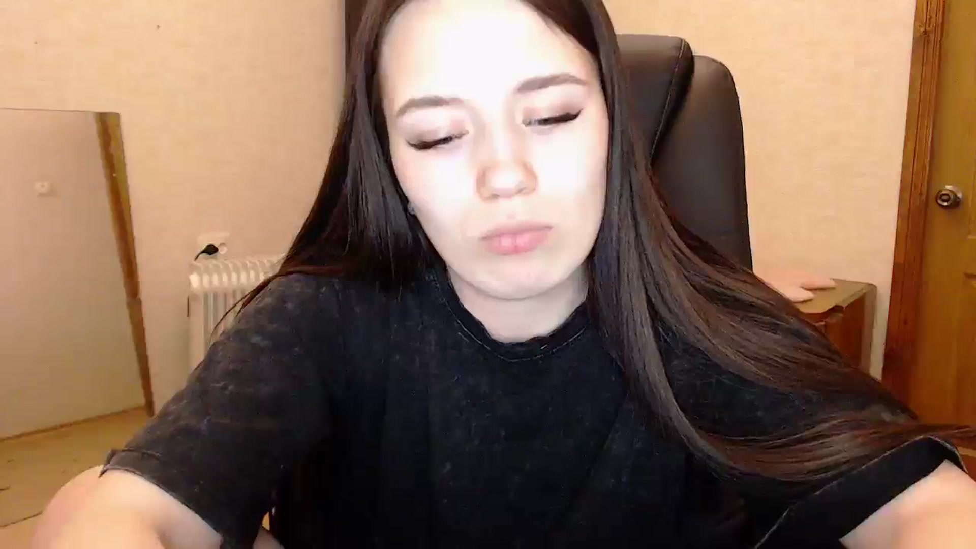 Gallery image thumbnail from Be_beauty's myfreecams stream on, 05/10/2026, 21:23 image 9 of 20