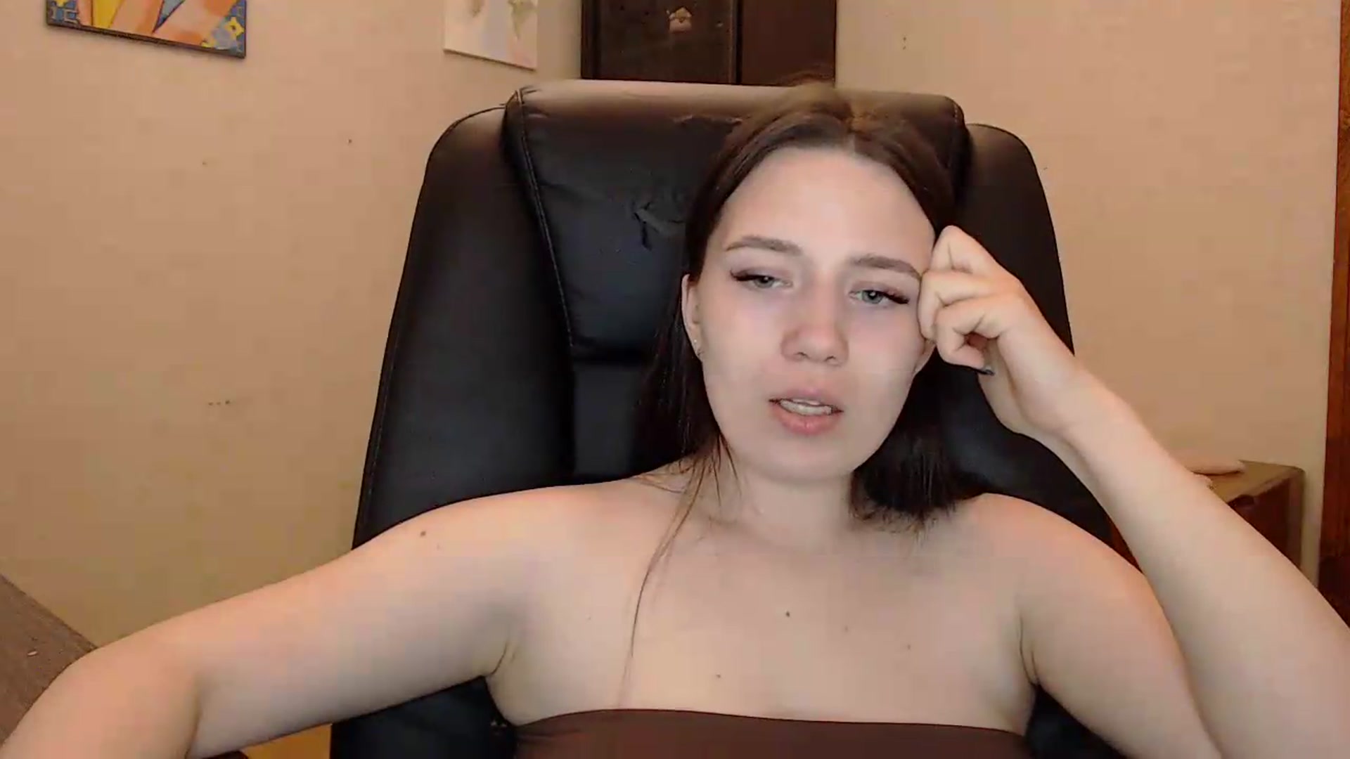 Gallery image thumbnail from Be_beauty's myfreecams stream on, 05/16/2026, 21:19 image 3 of 20