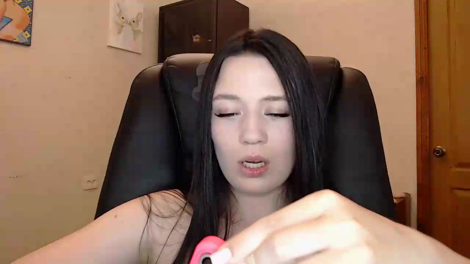 Gallery image thumbnail from Be_beauty's myfreecams stream on, 05/29/2026, 19:48 image 11 of 20