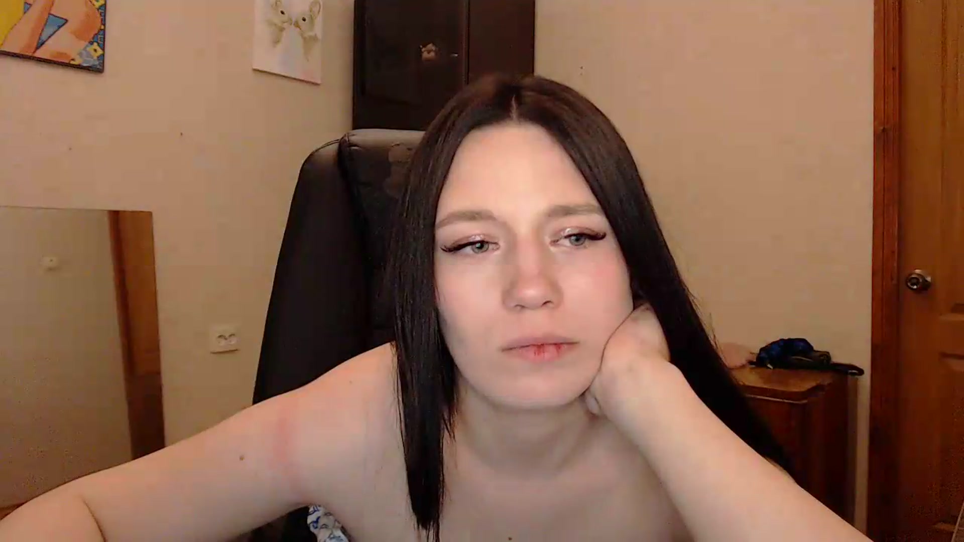 Gallery image thumbnail from Be_beauty's myfreecams stream on, 05/31/2026, 20:45 image 10 of 20