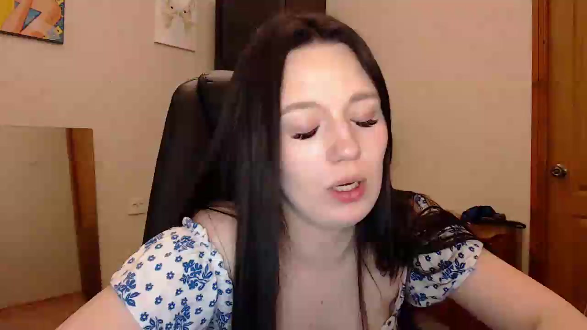 Gallery image thumbnail from Be_beauty's myfreecams stream on, 05/31/2026, 20:45 image 2 of 20