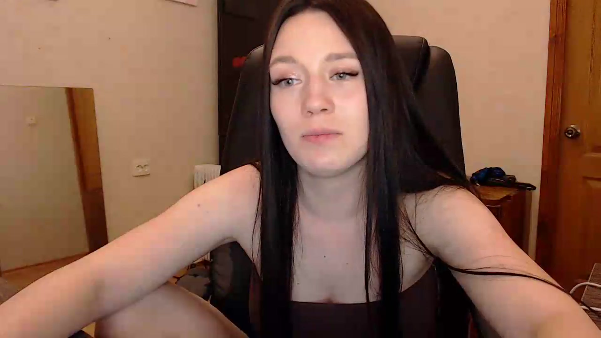 Gallery image thumbnail from Be_beauty's myfreecams stream on, 05/31/2026, 22:17 image 15 of 20
