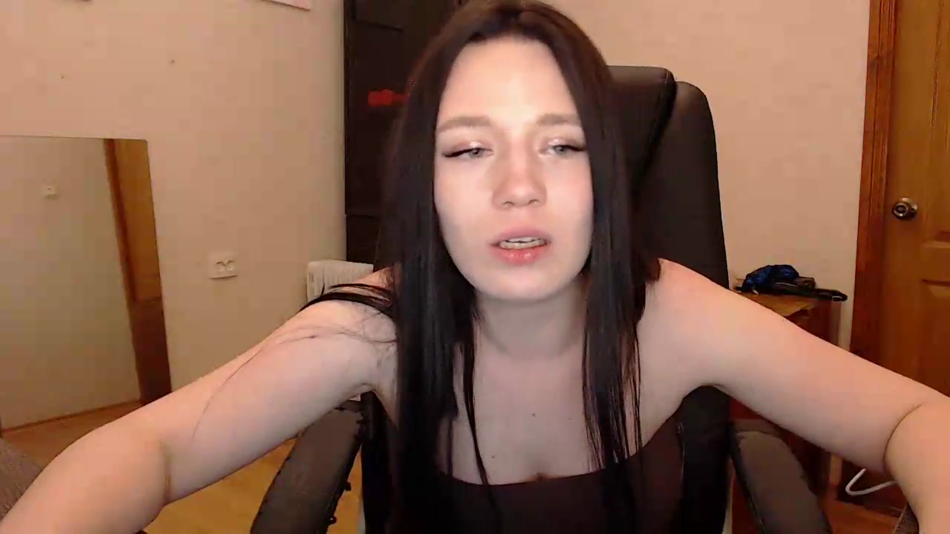 Gallery image thumbnail from Be_beauty's myfreecams stream on, 05/31/2026, 22:17 image 4 of 20