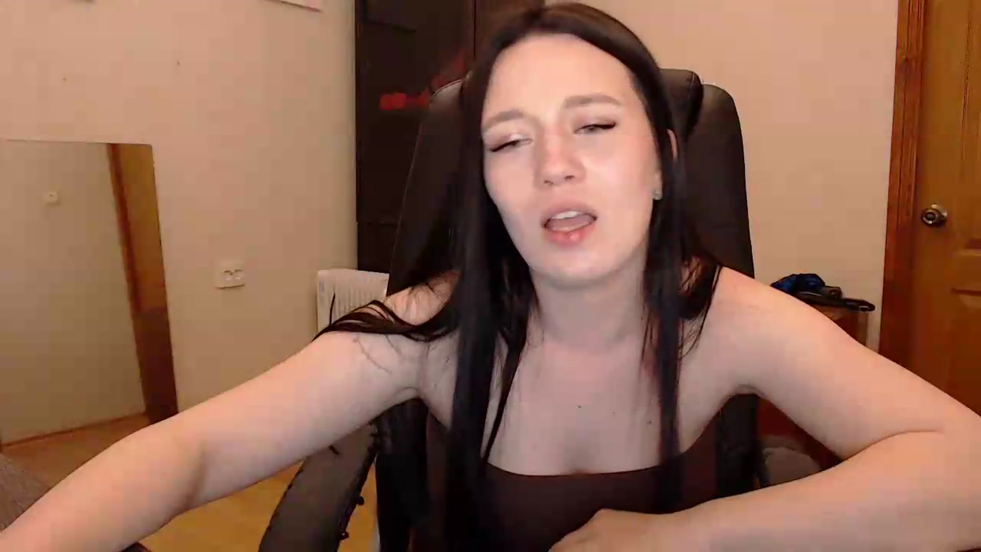 Gallery image thumbnail from Be_beauty's myfreecams stream on, 05/31/2026, 22:17 image 5 of 20
