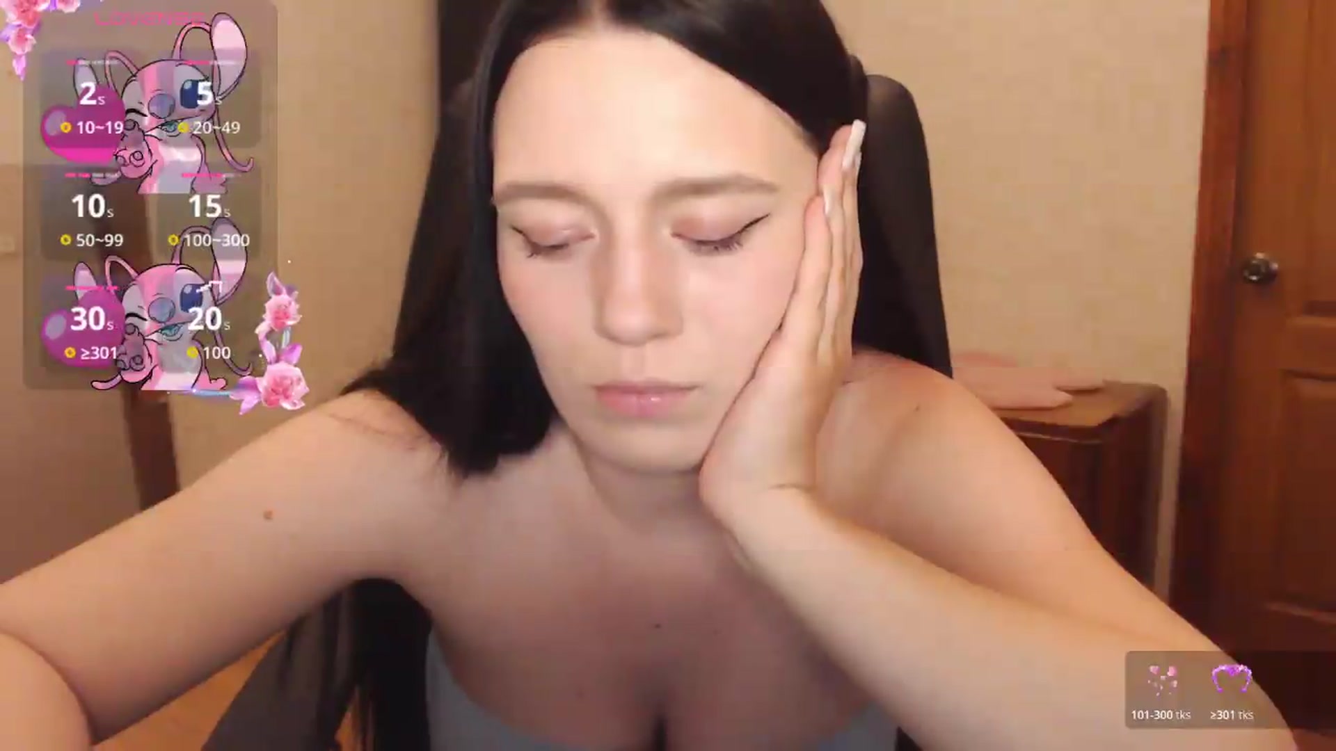 Gallery image thumbnail from Be_beauty's myfreecams stream on, 06/12/2026, 20:35 image 4 of 20