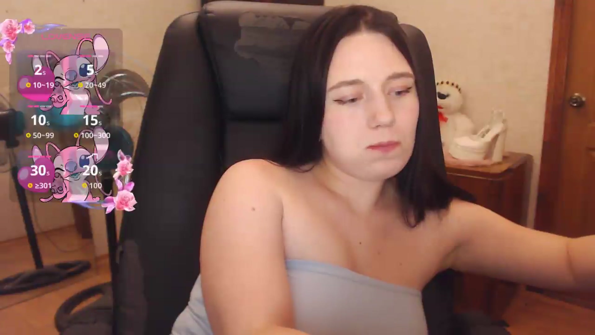 Gallery image thumbnail from Be_beauty's myfreecams stream on, 06/26/2026, 20:25 image 10 of 20