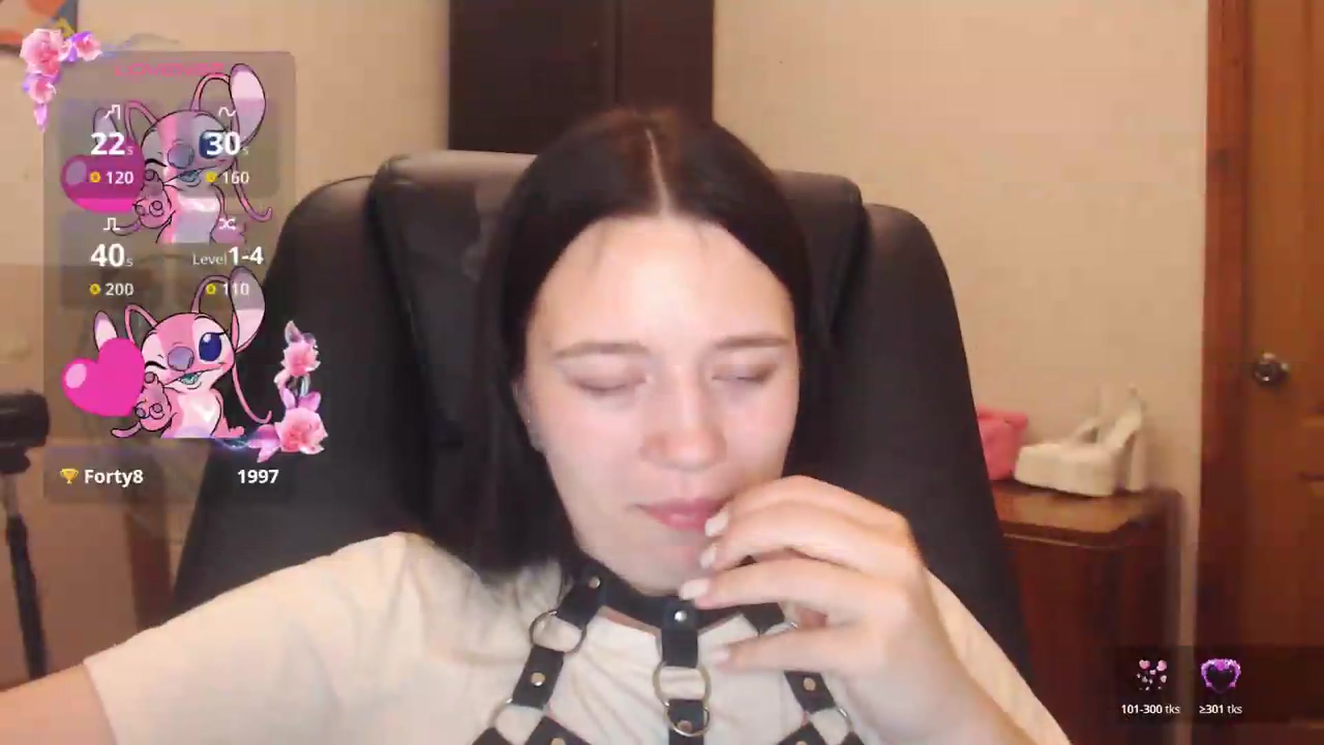 Gallery image thumbnail from Be_beauty's myfreecams stream on, 06/27/2026, 23:33 image 10 of 20