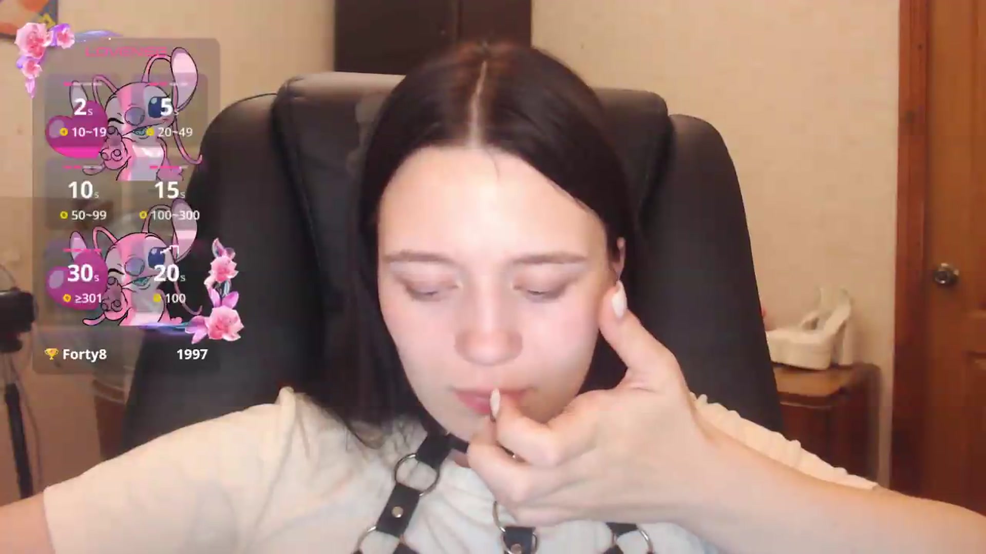 Gallery image thumbnail from Be_beauty's myfreecams stream on, 06/27/2026, 23:33 image 19 of 20
