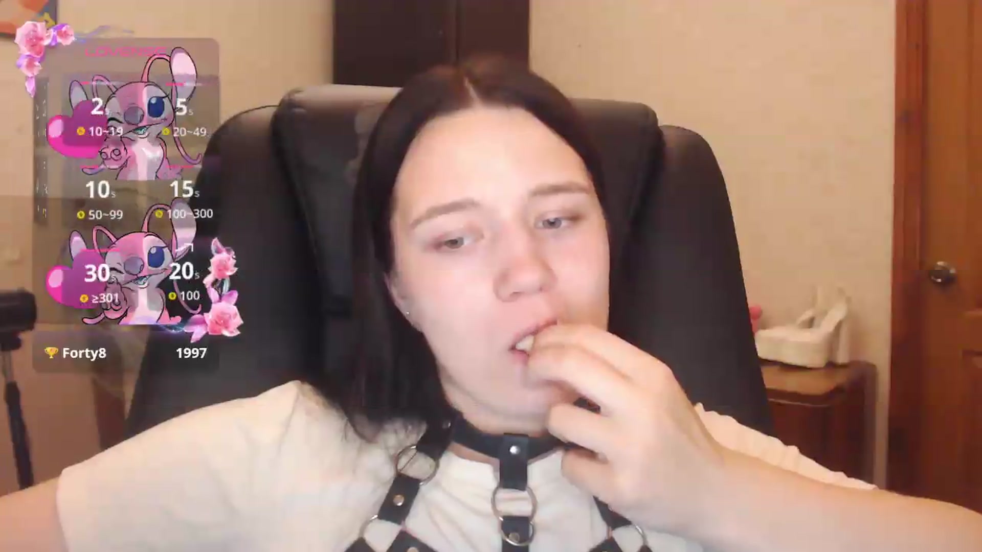 Gallery image thumbnail from Be_beauty's myfreecams stream on, 06/27/2026, 23:33 image 18 of 20