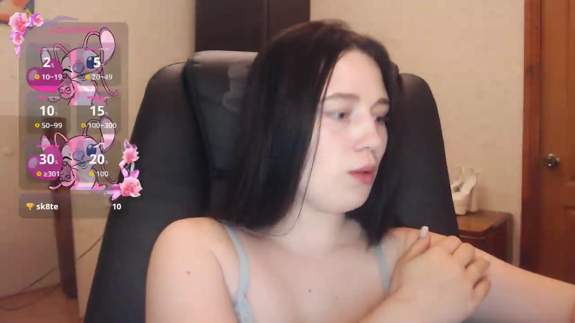 Gallery image thumbnail from Be_beauty's myfreecams stream on, 06/28/2026, 21:29 image 11 of 20