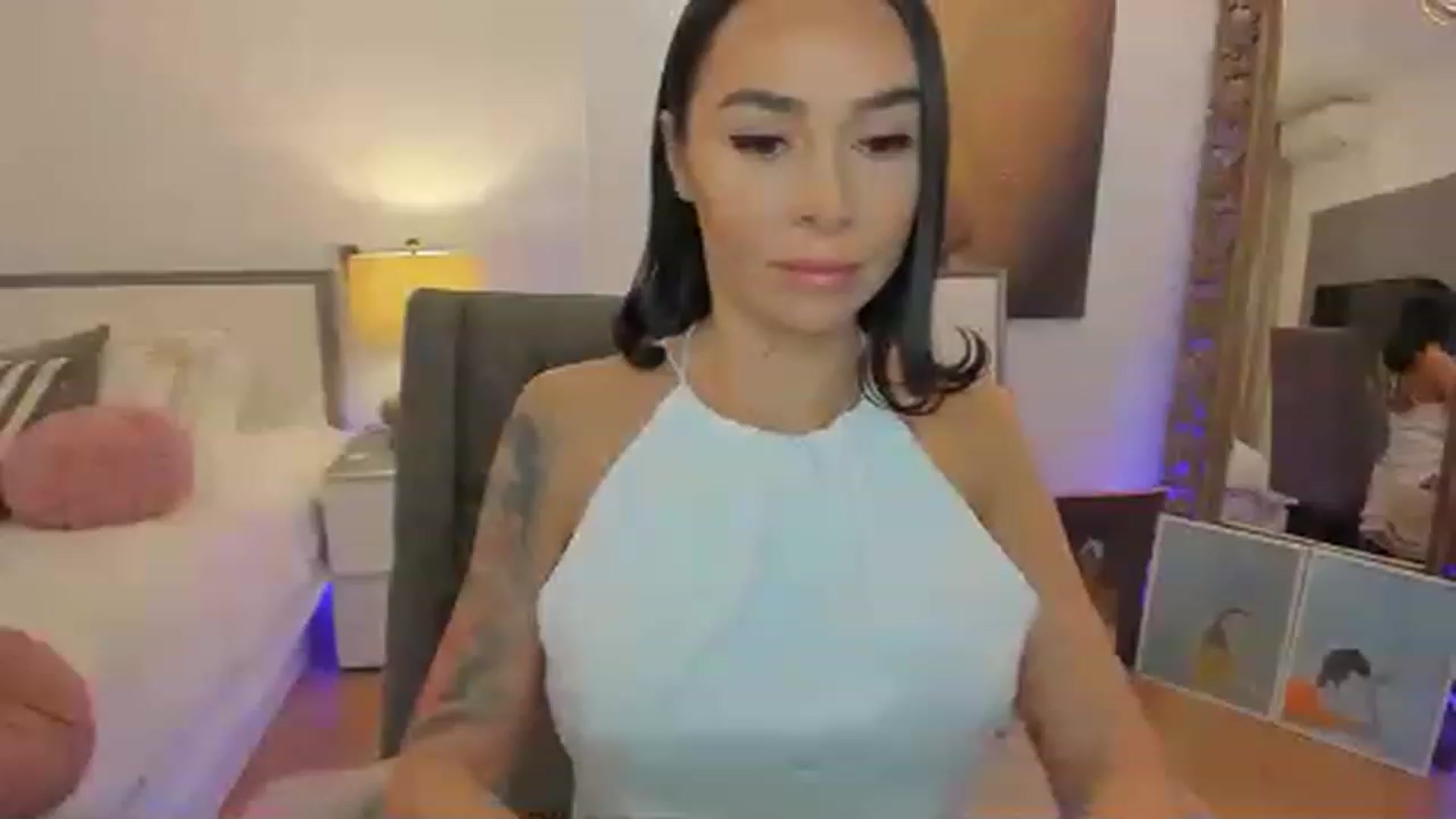 Gallery image thumbnail from BeaBeatrice's myfreecams stream on, 11/19/2022, 20:13 image 12 of 20