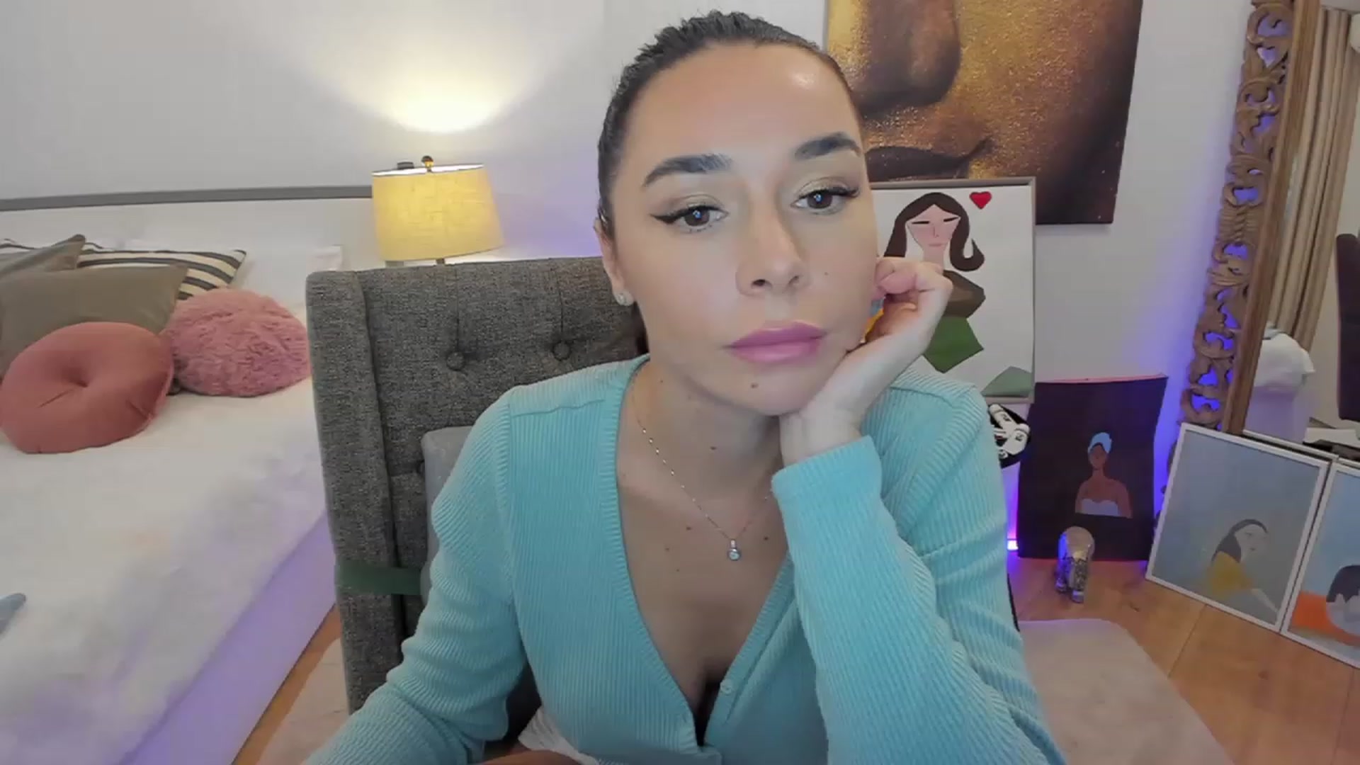 Gallery image thumbnail from BeaBeatrice's myfreecams stream on, 11/24/2022, 13:49 image 5 of 20
